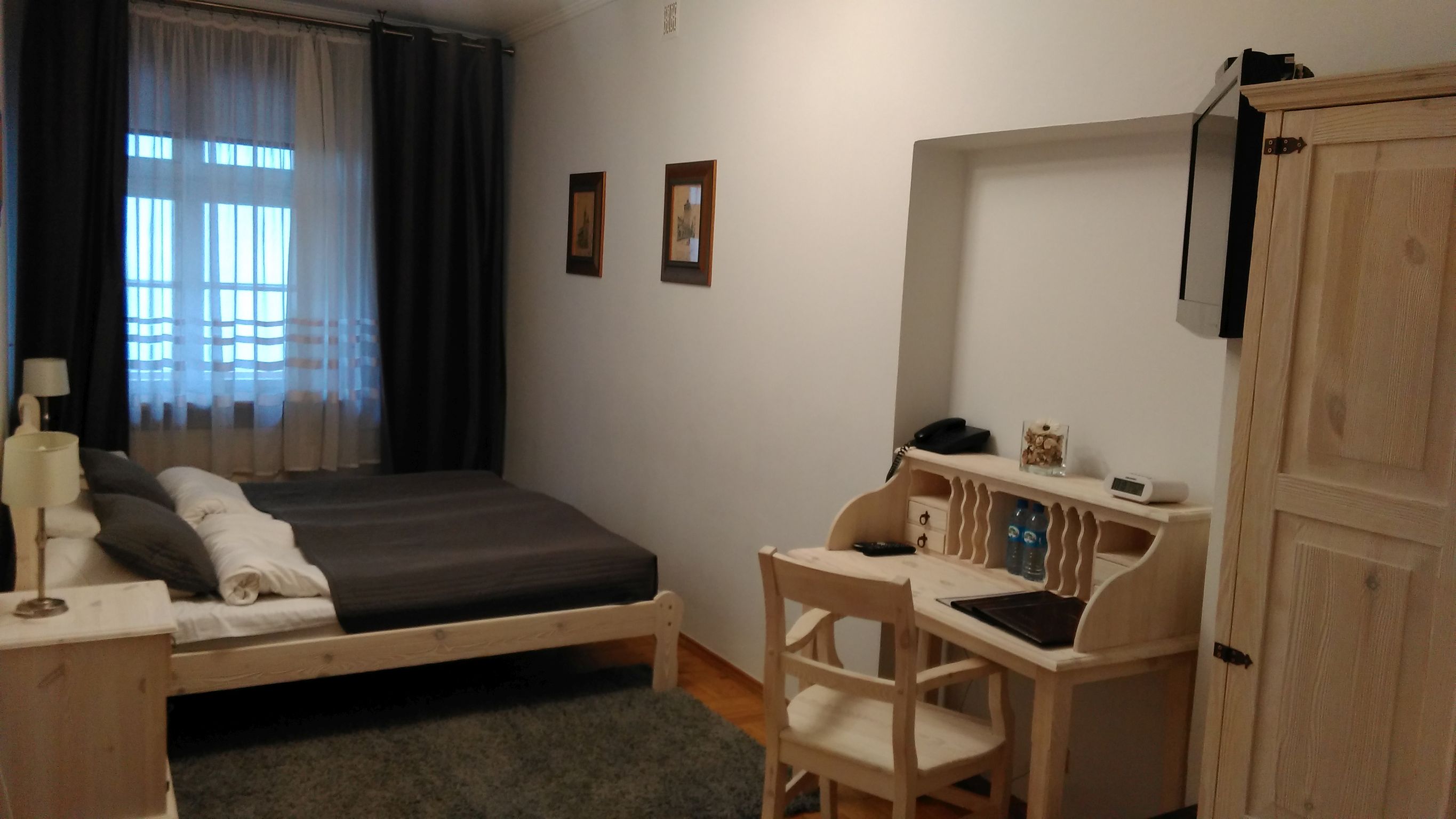 Double or Twin Standard