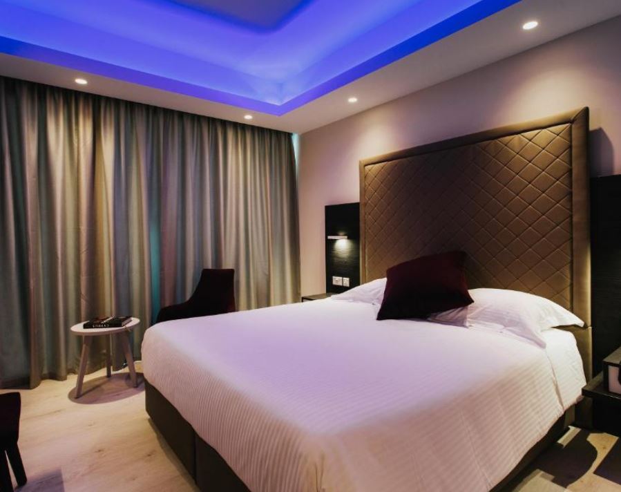 Double or Twin Standard