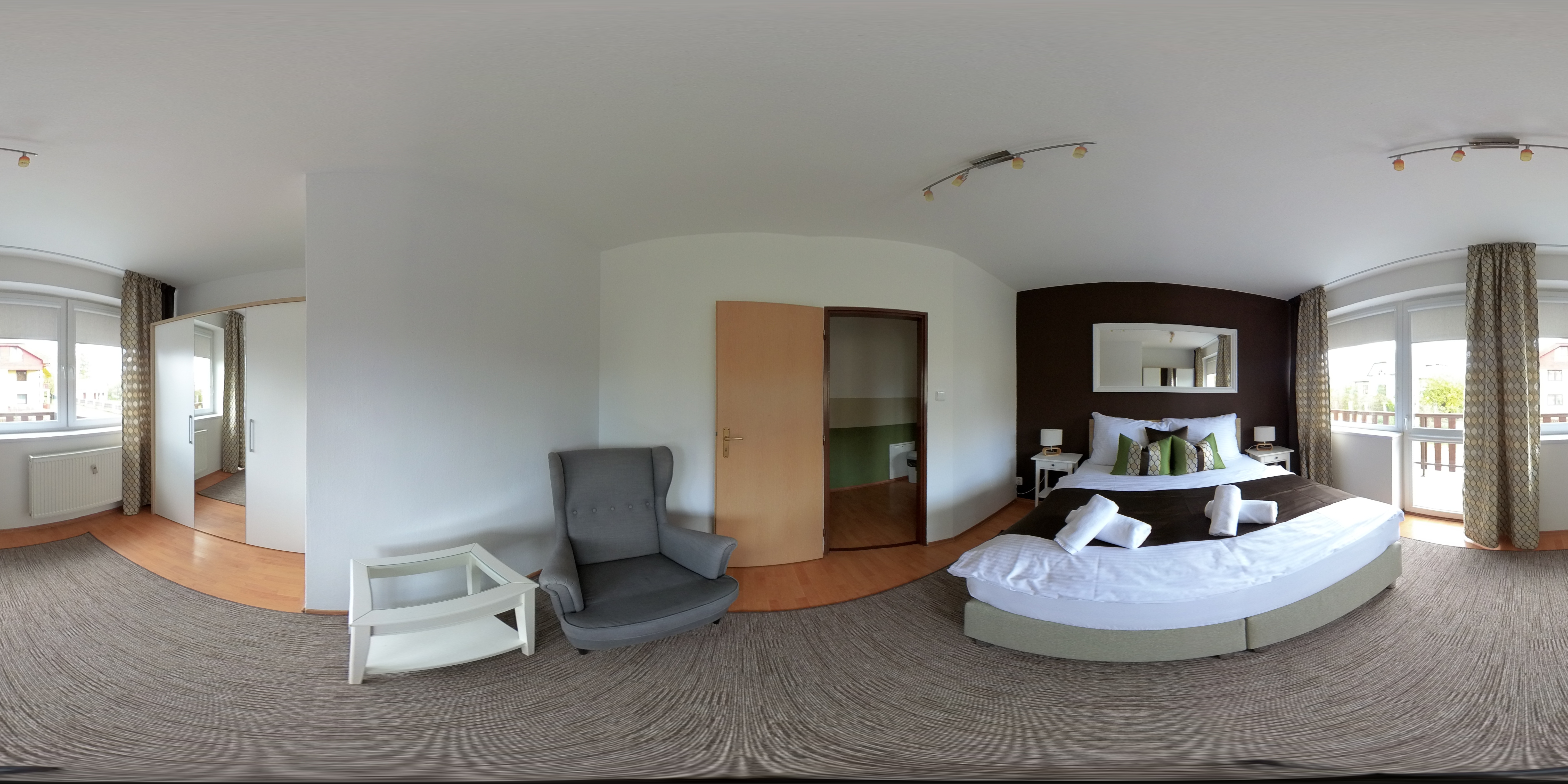 Apartment Capacity 4