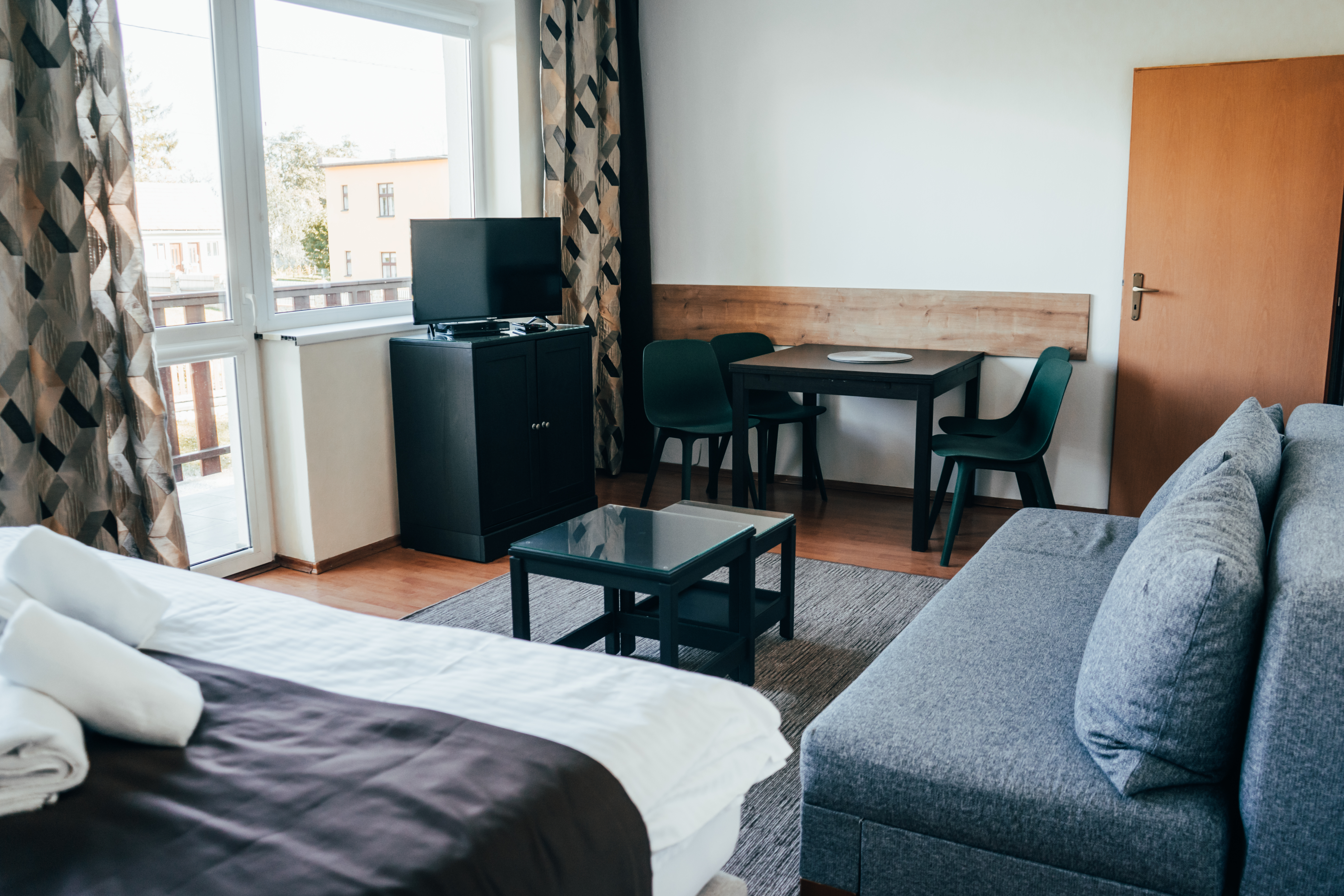 Apartment Capacity 4