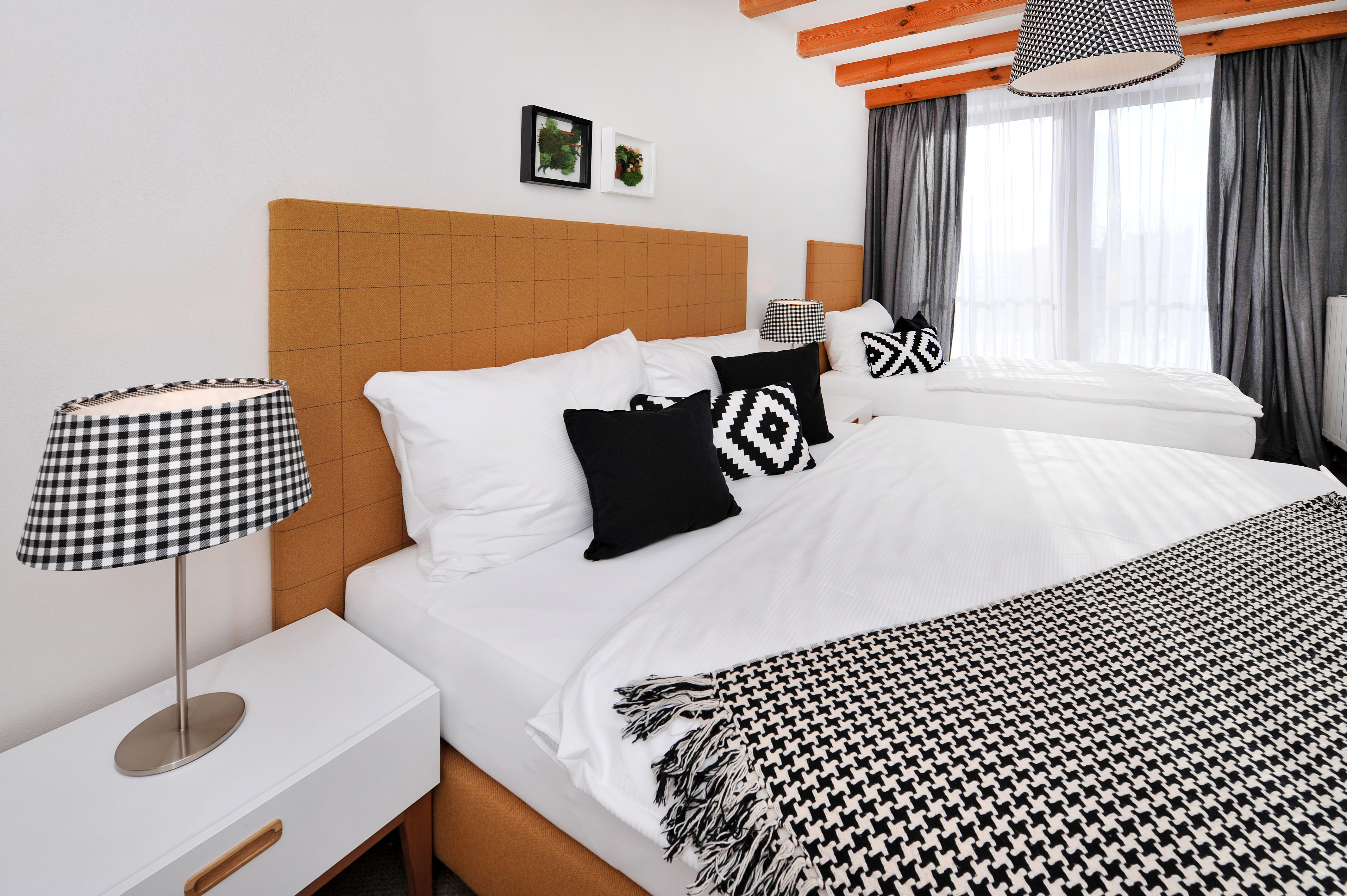 Apartment Capacity 5 Two Bedrooms