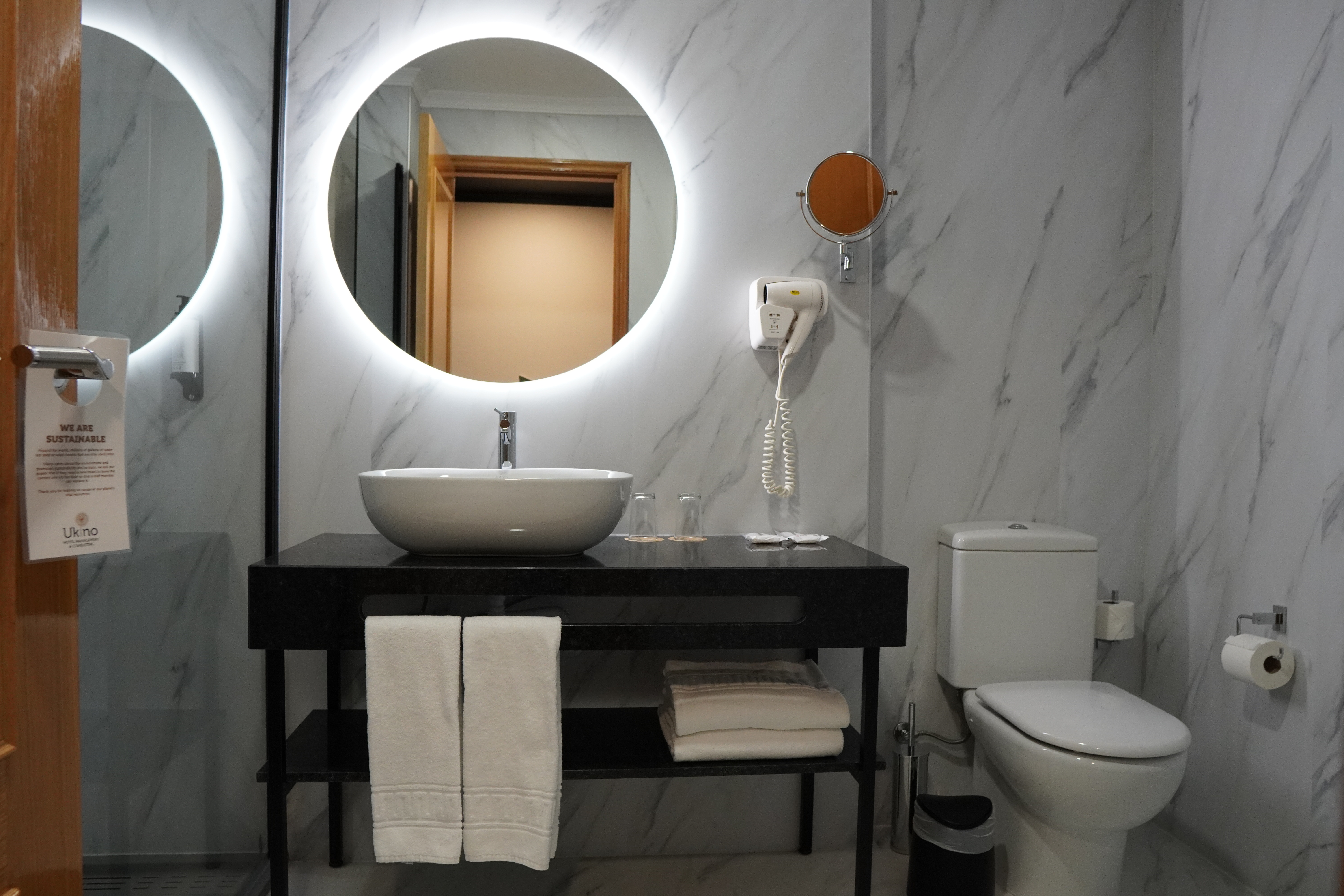 Family Room Capacity 4