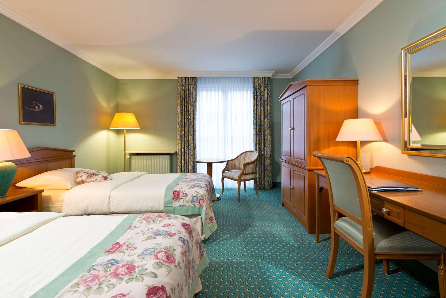 Double or Twin Standard