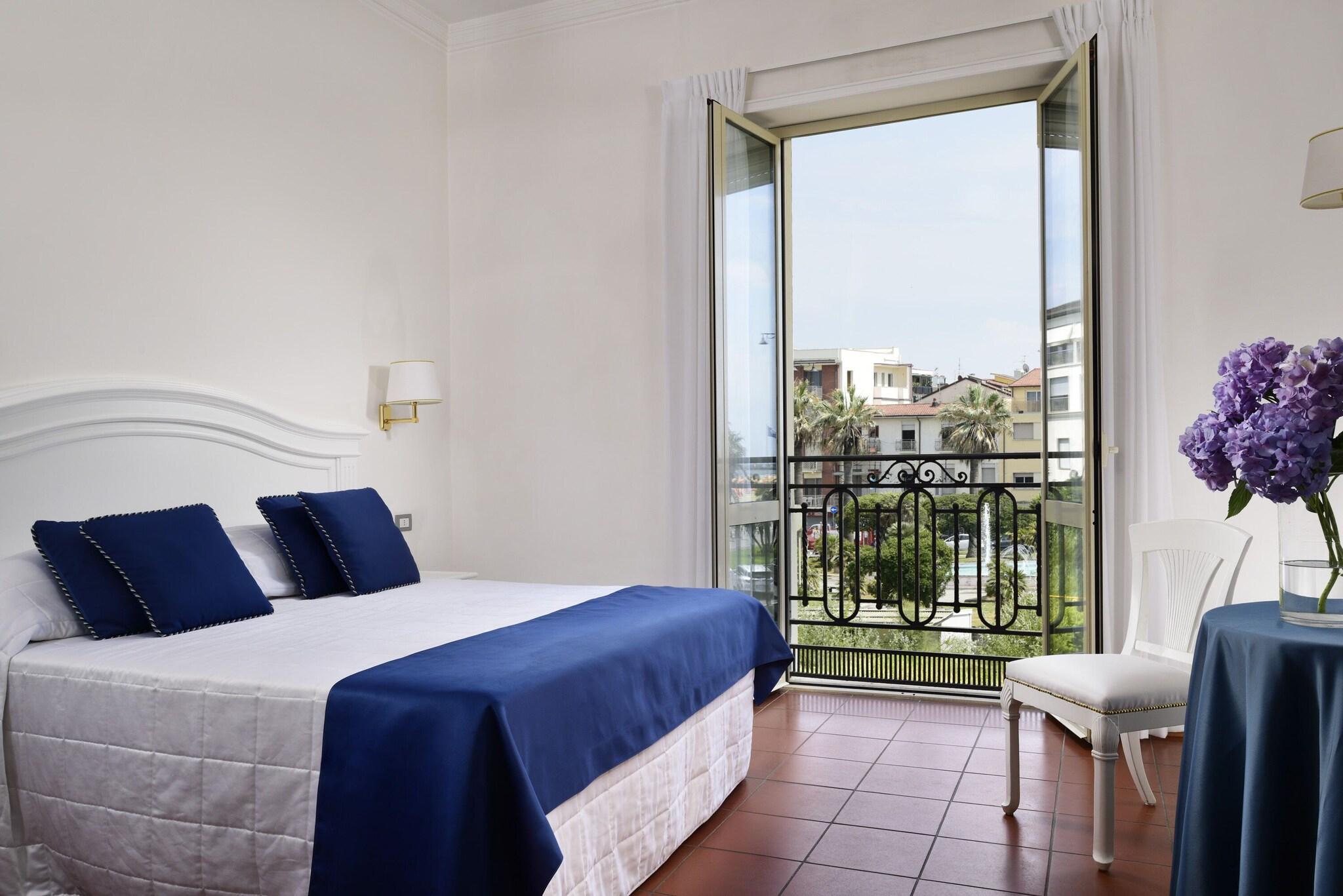 Double Superior with Views