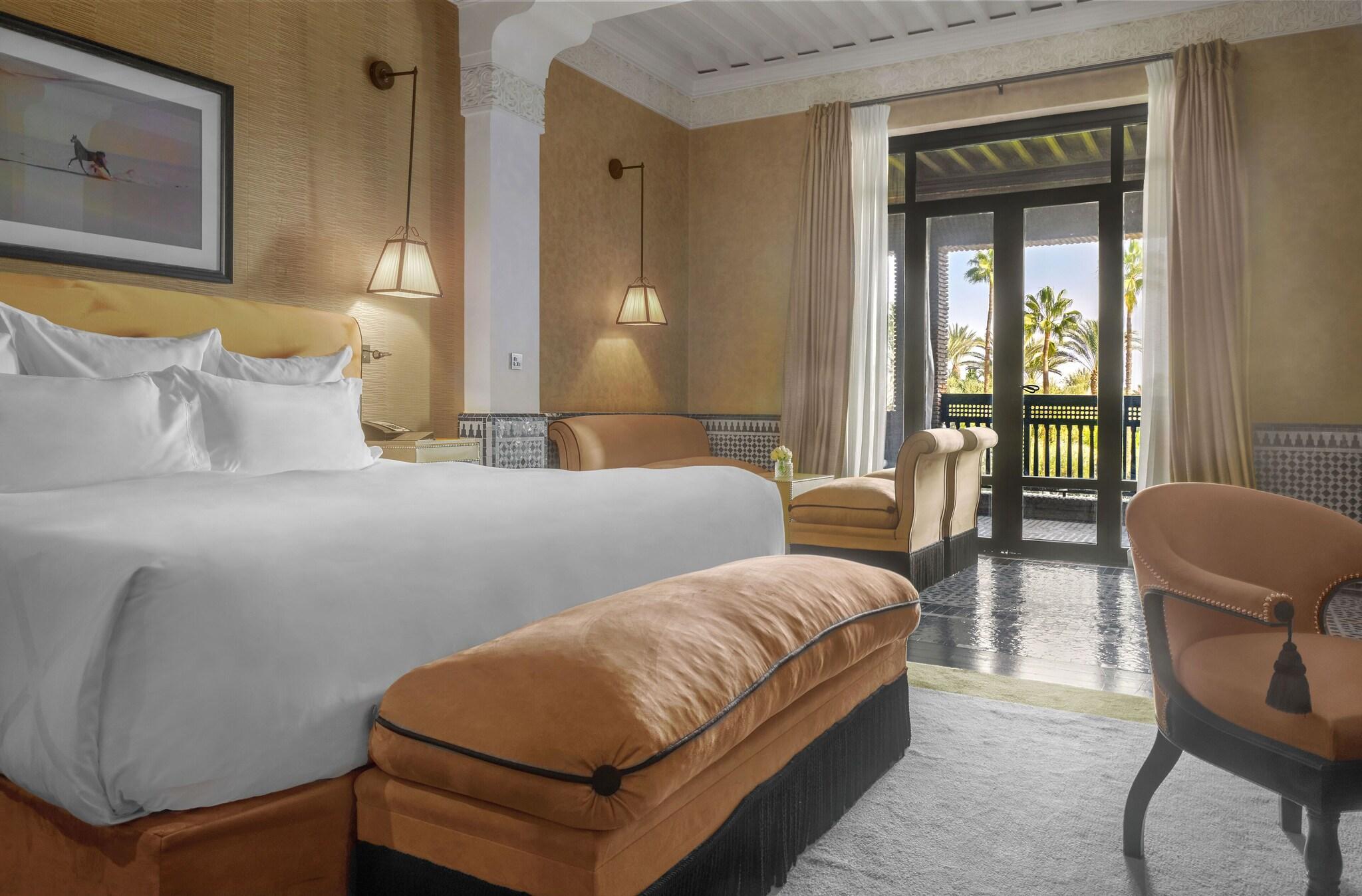 Double Deluxe Queen Bed