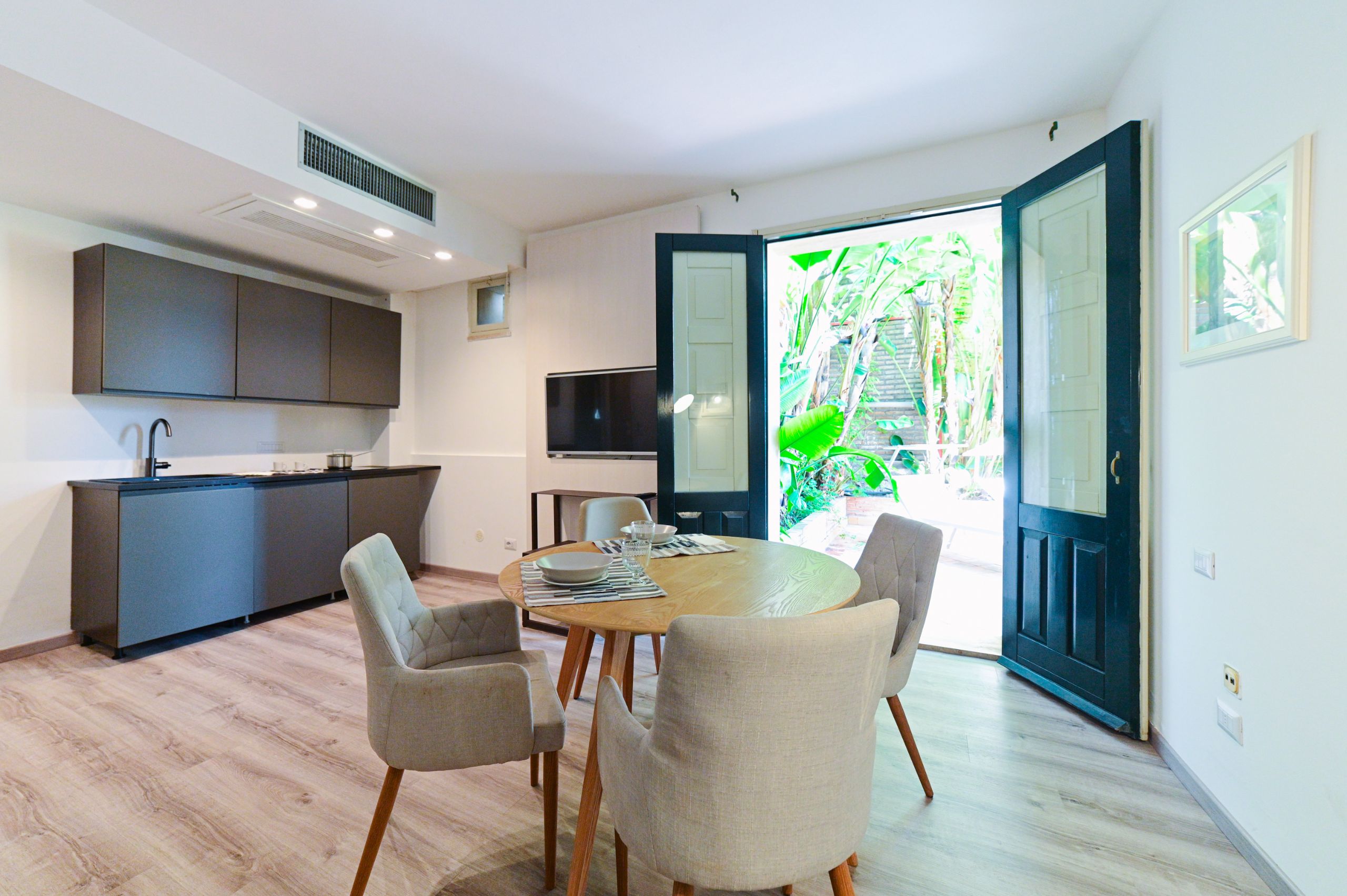 Apartment Garden View