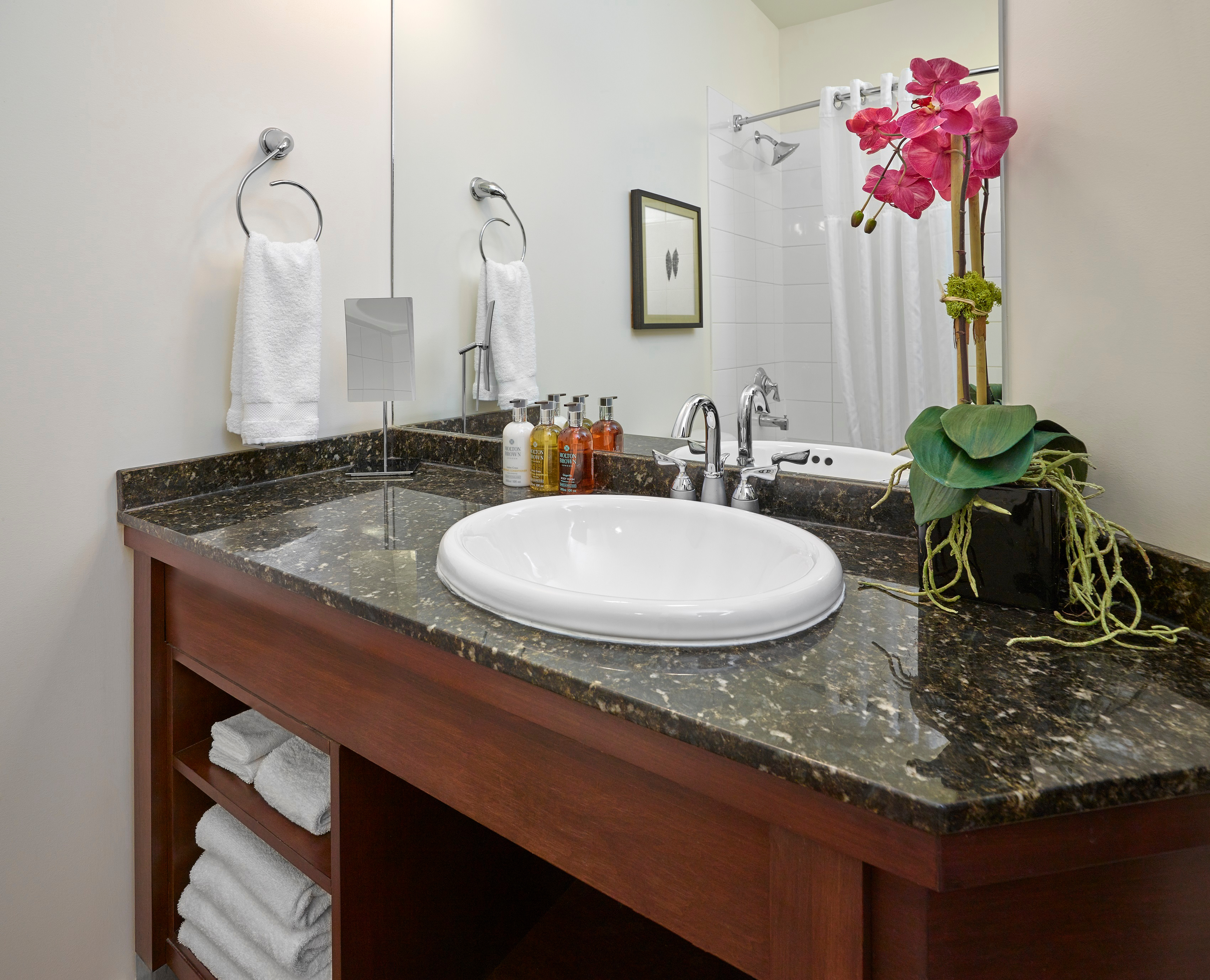 Room Two Double Beds