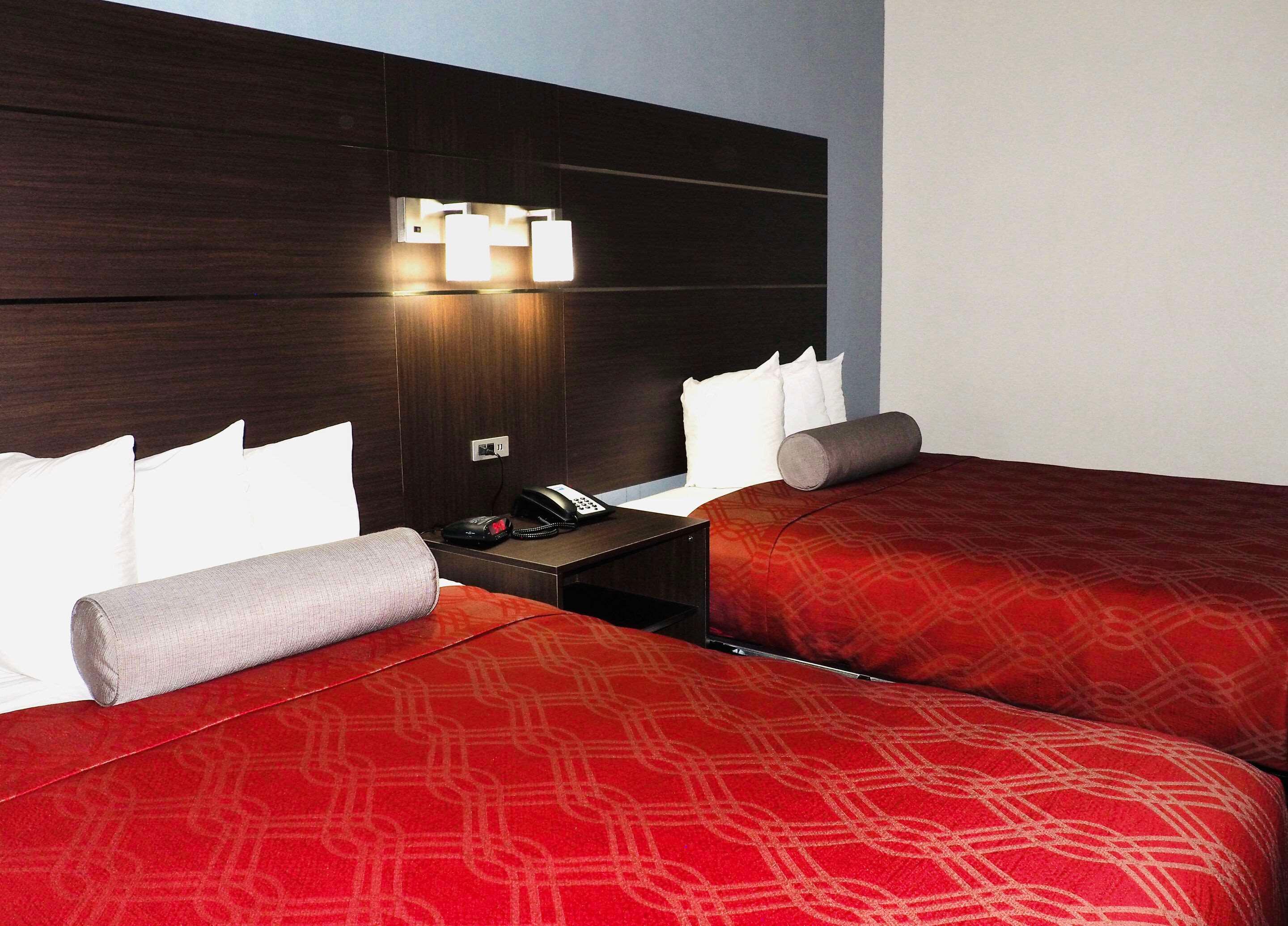 Double Two Queen Beds Non Smoking