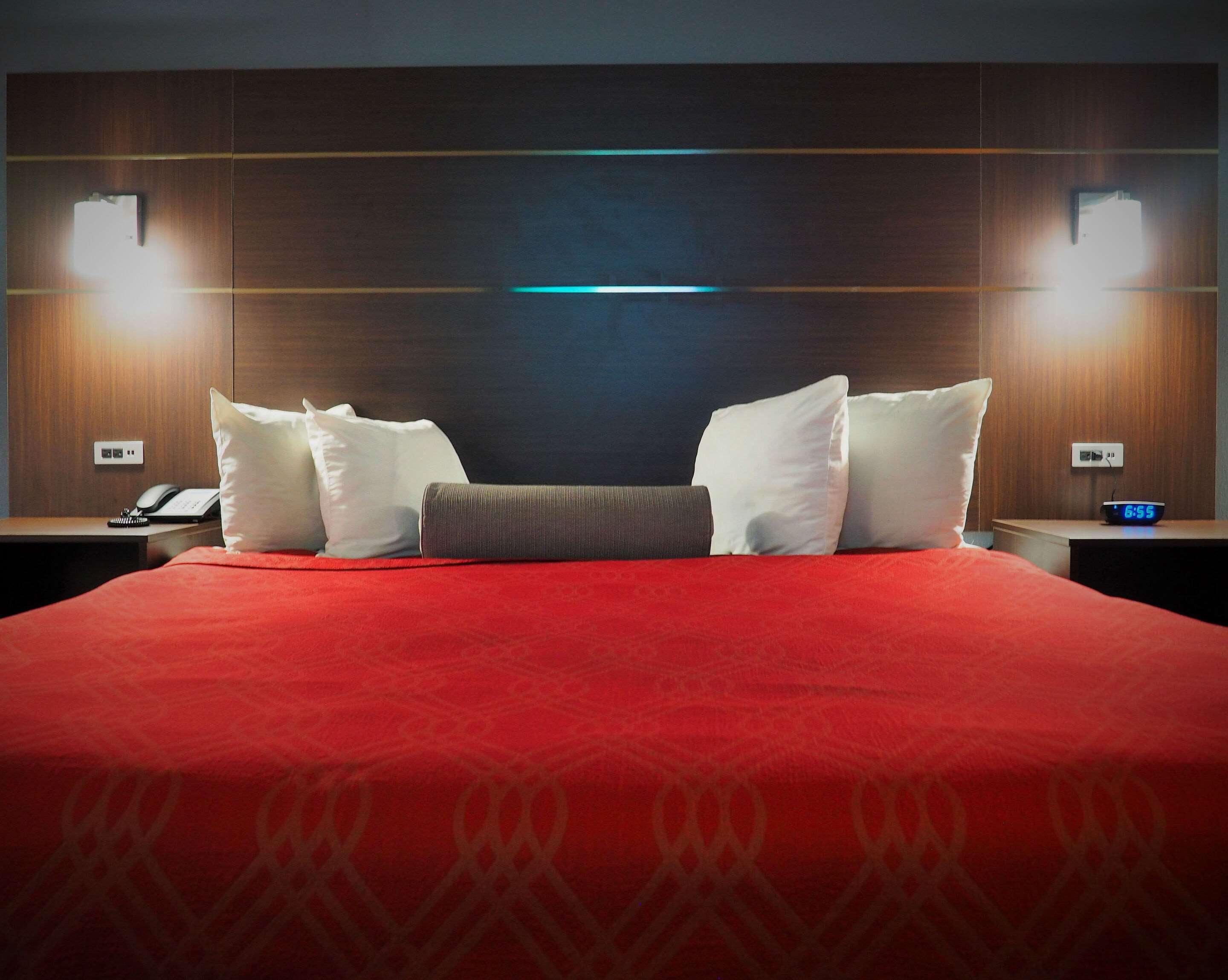 Double King Bed Non Smoking