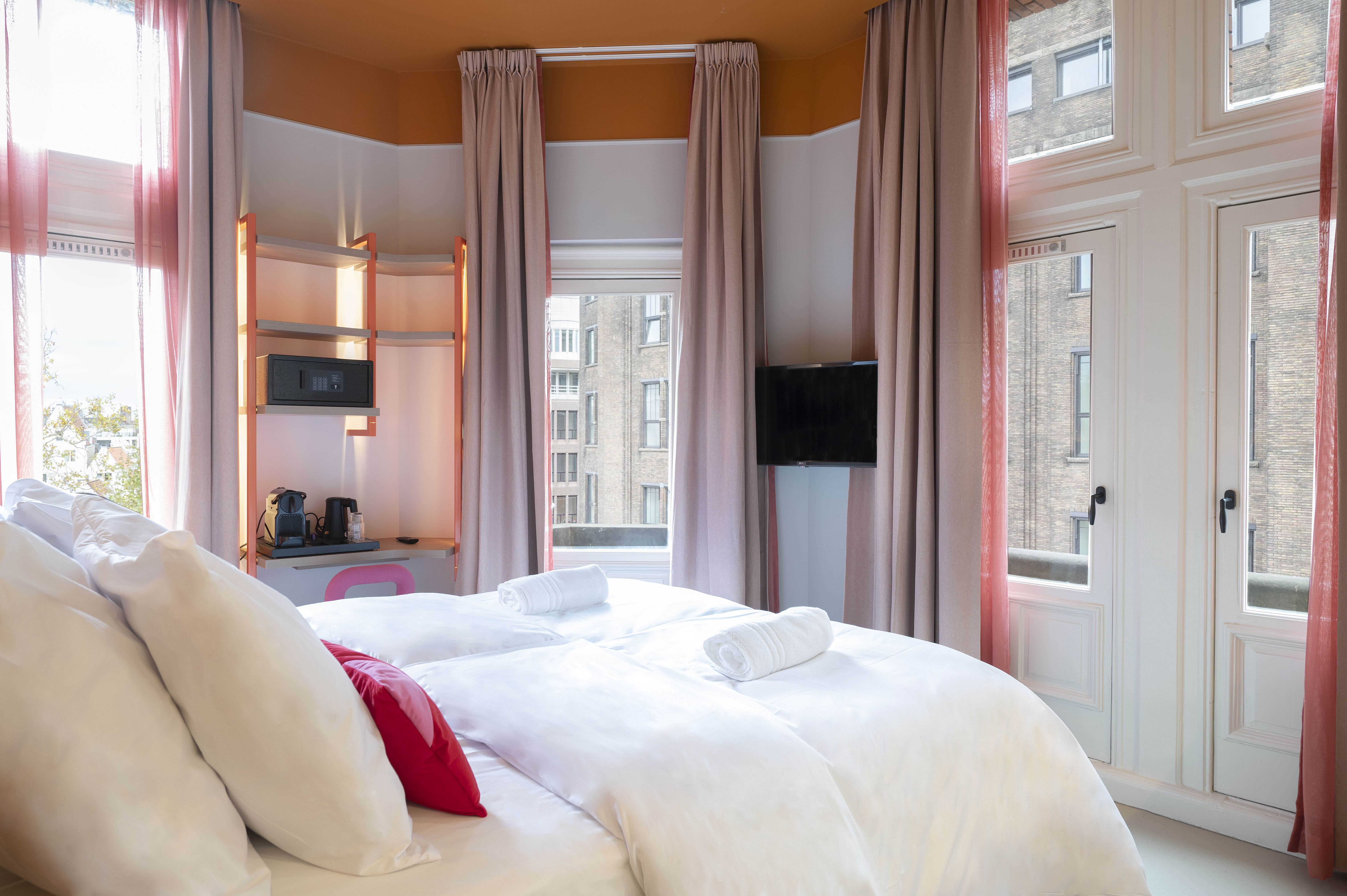 Double or Twin Executive