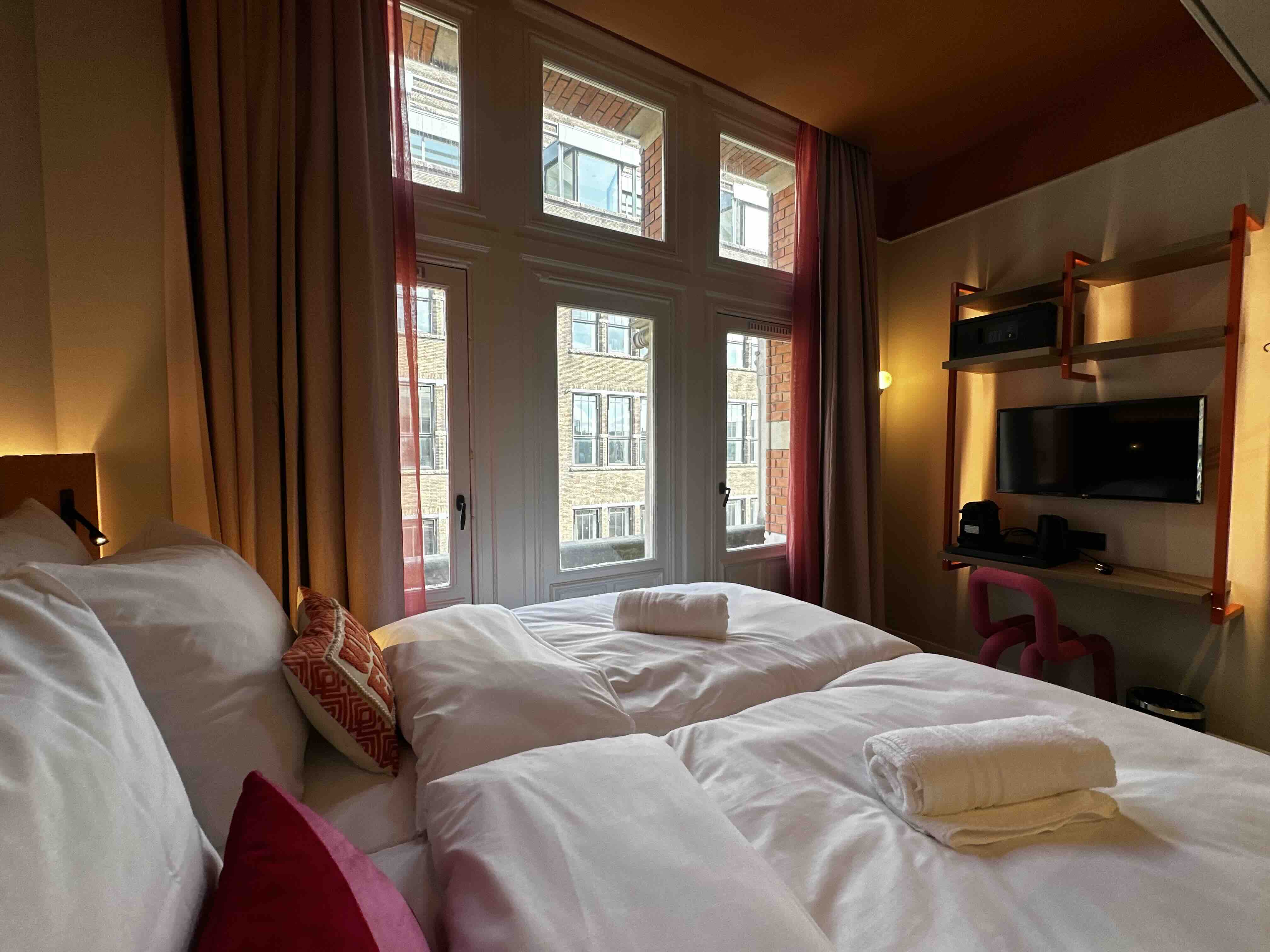 Twin Deluxe Non Smoking