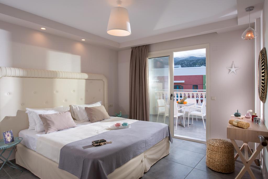 Studio Superior Capacity 2