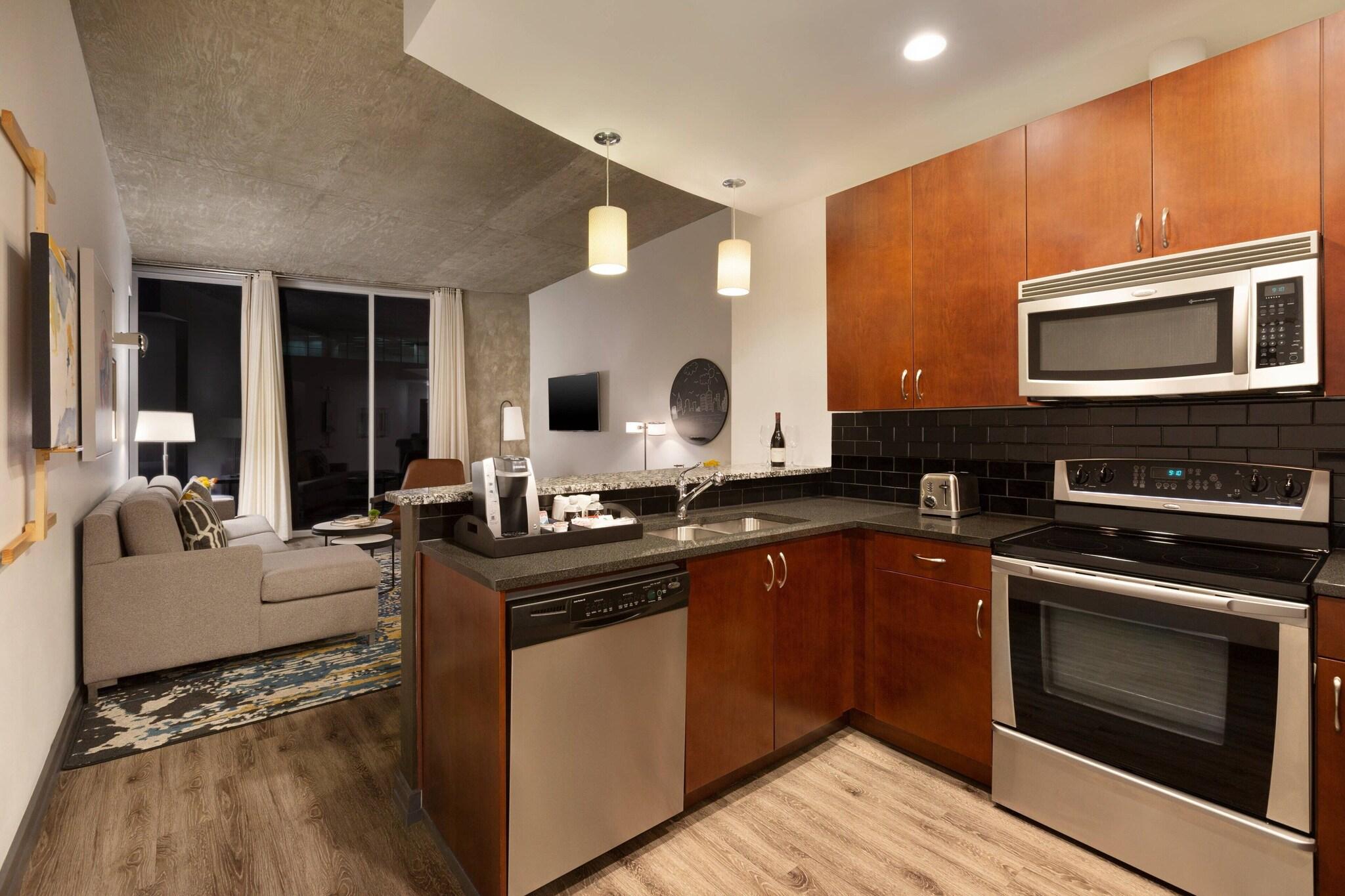 Suite Pool View Two Double Beds