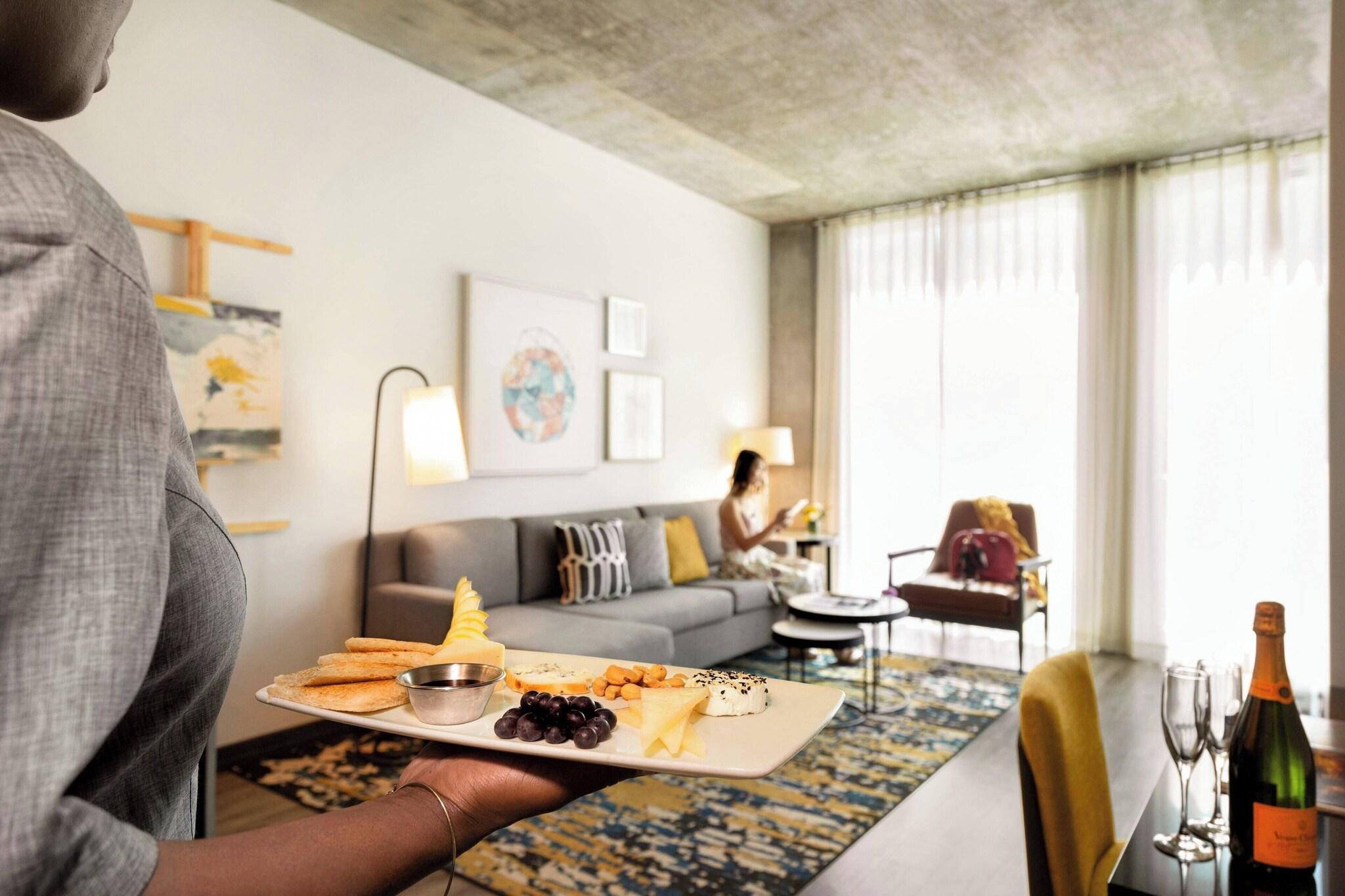 Suite Two Queen Beds One Bedroom