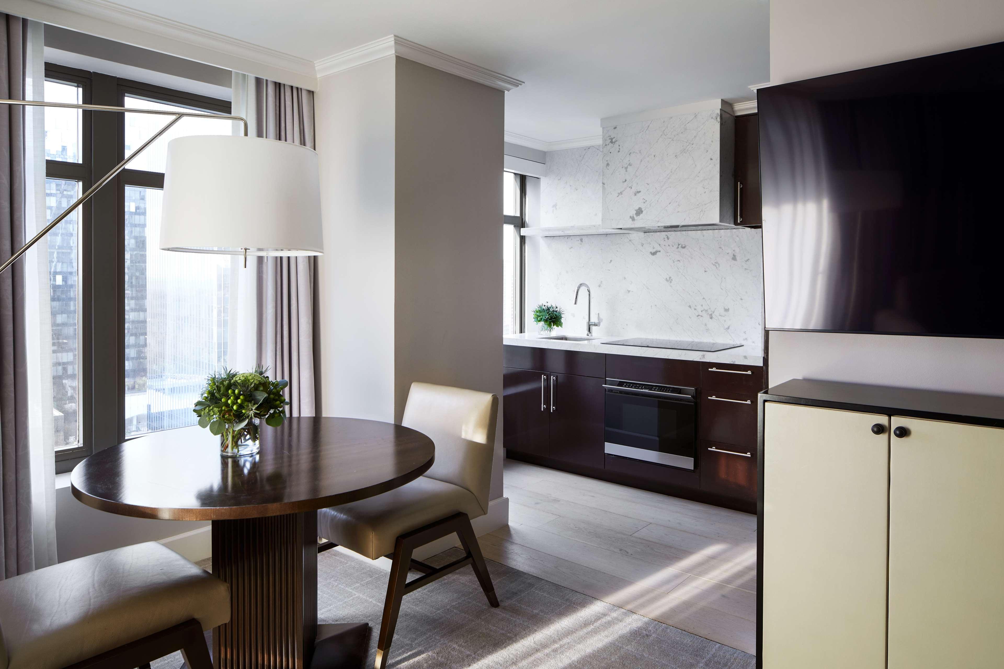Suite with Kitchenette