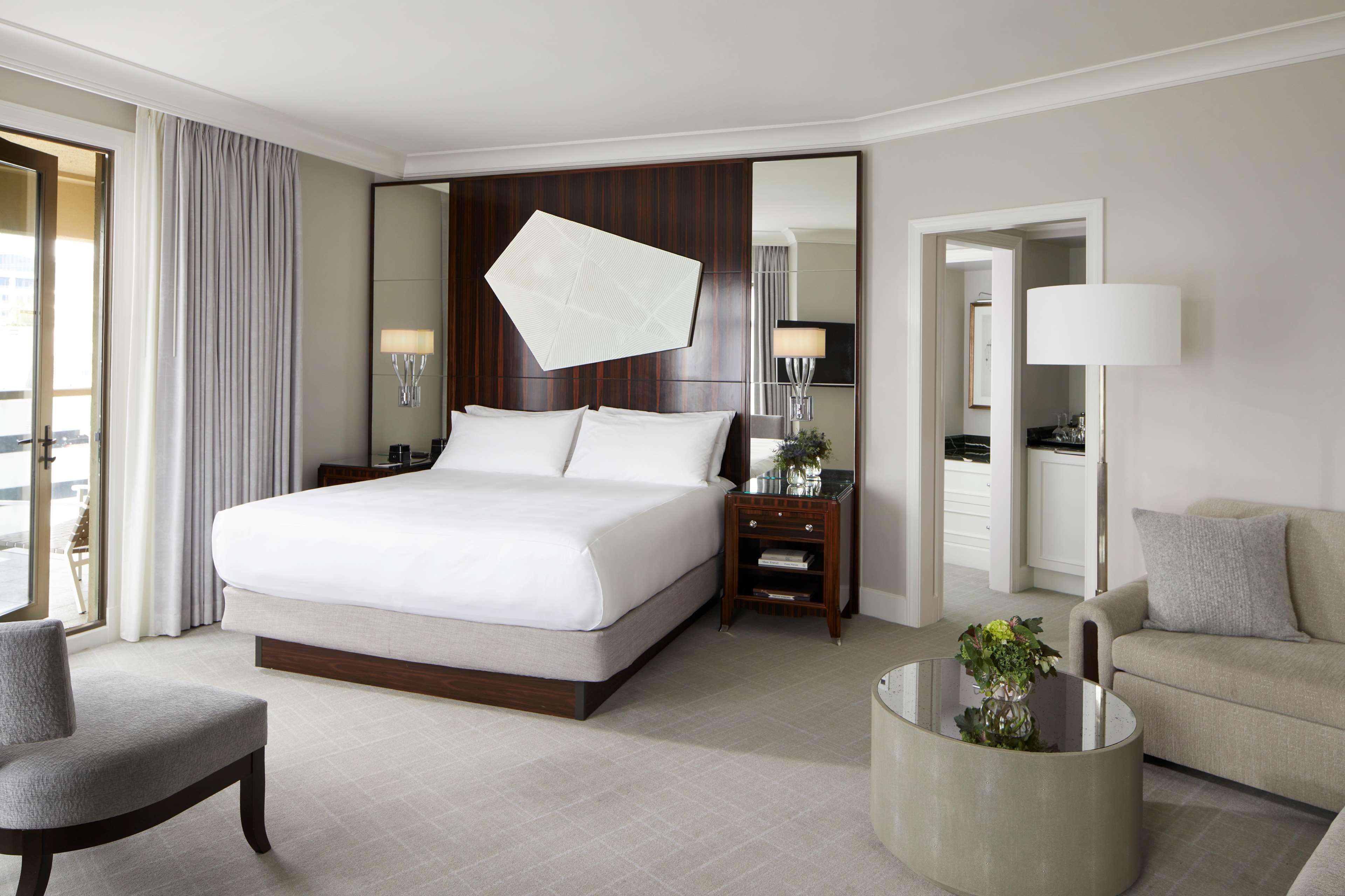 Junior Suite King Size Bed