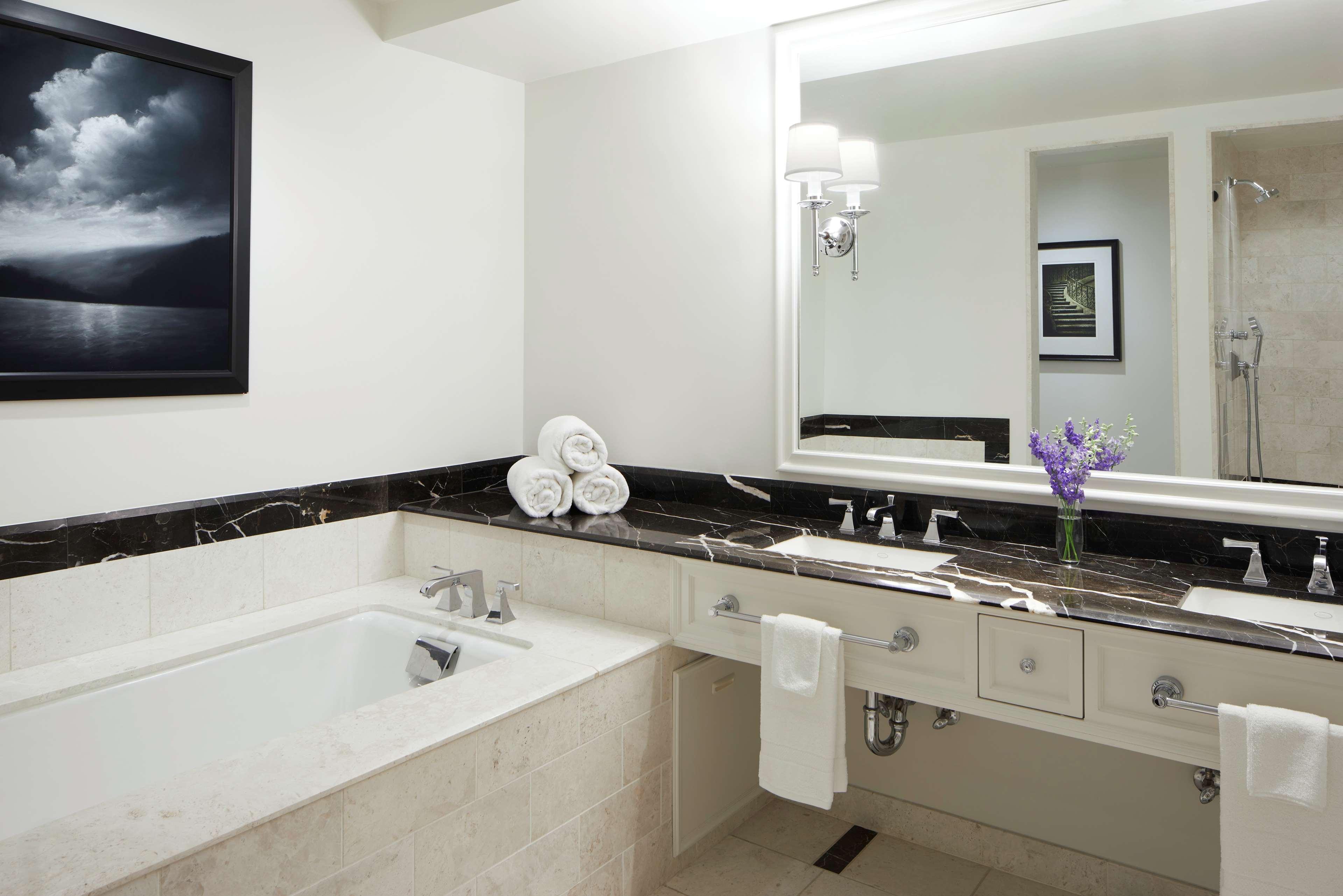 Double Two Queen Beds Premier