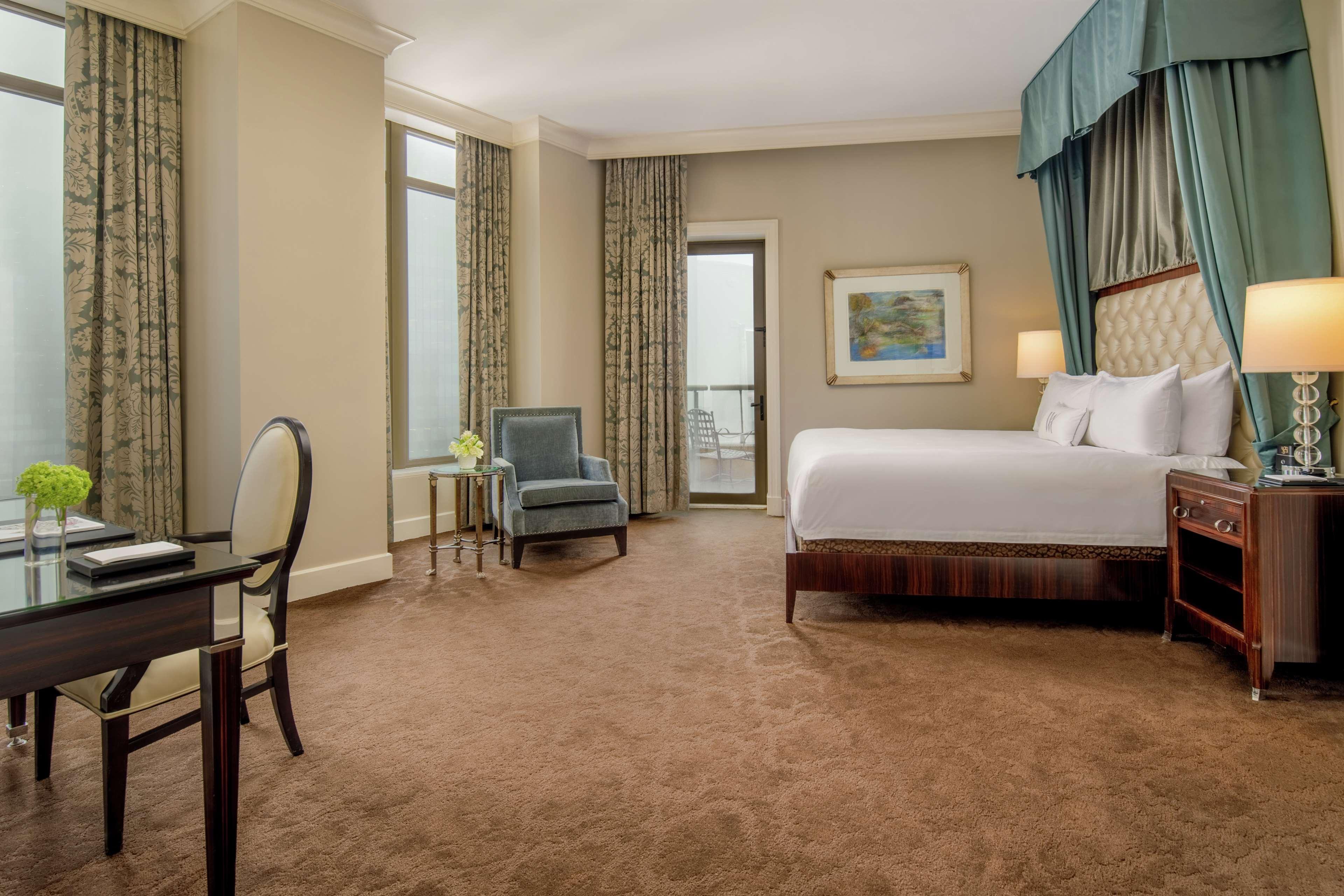 Suite King Bed One Bedroom 