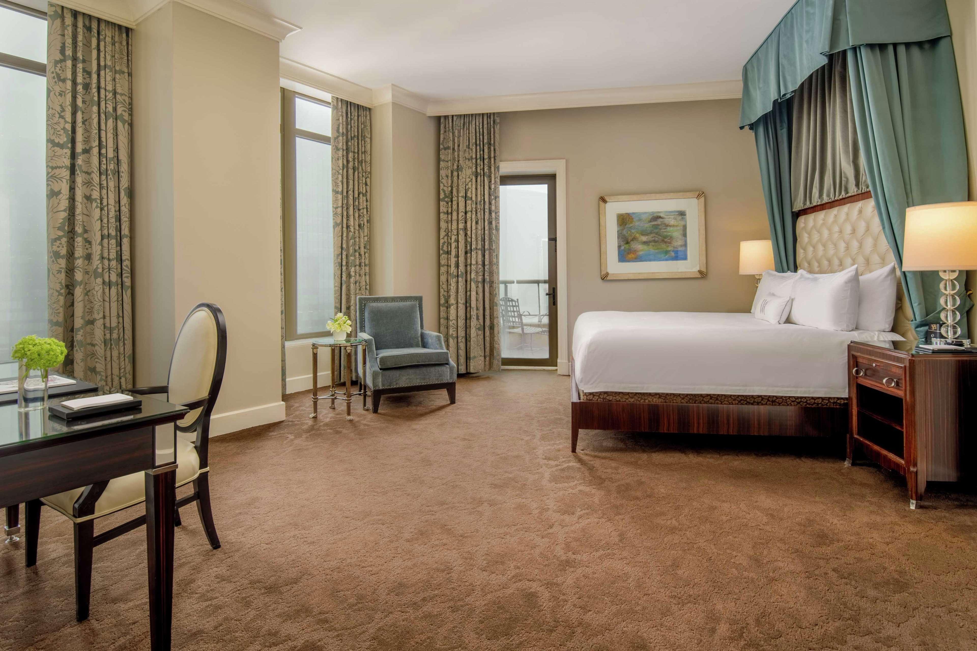 Suite King Bed One Bedroom 