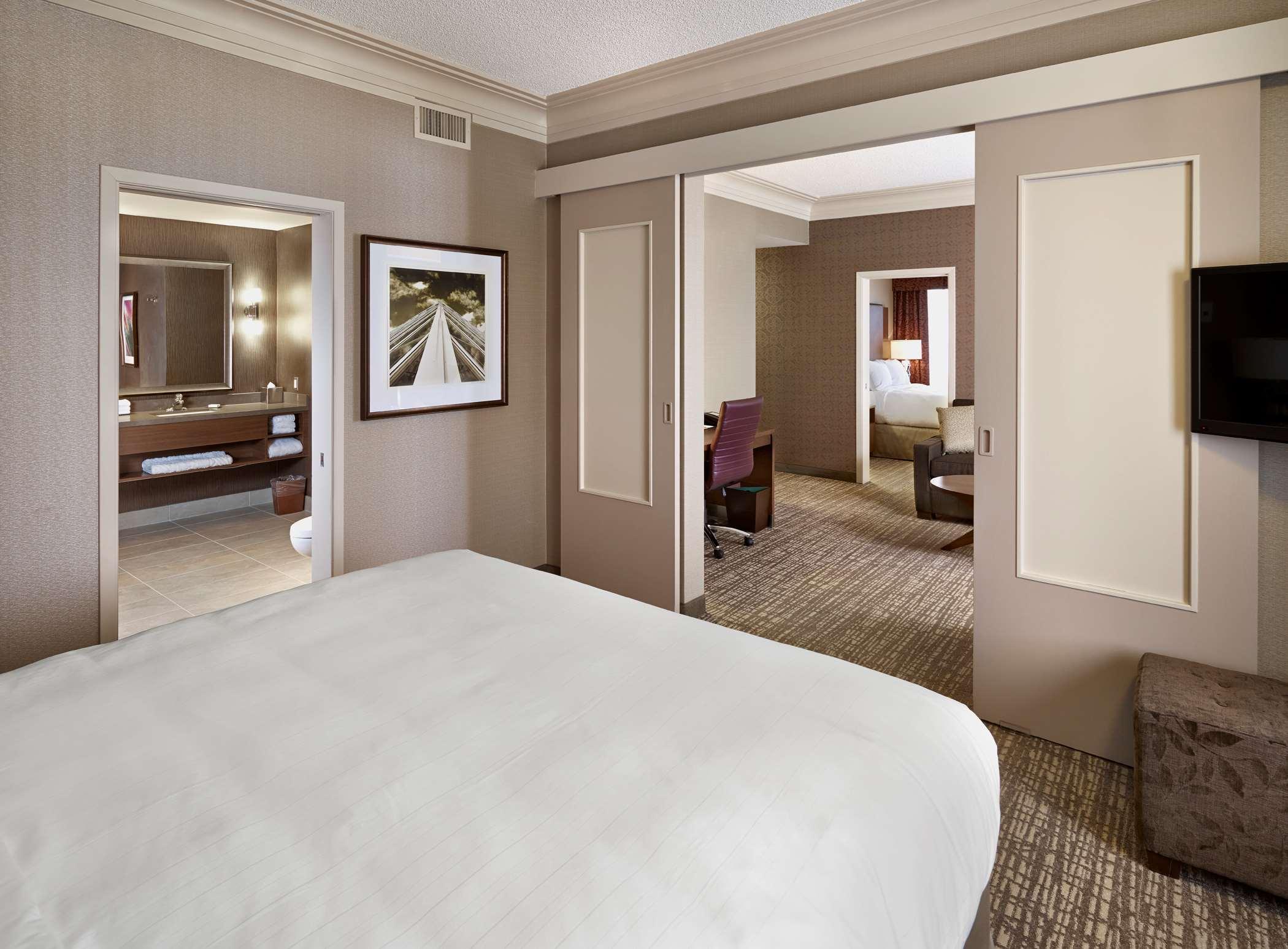 Suite Two King Beds