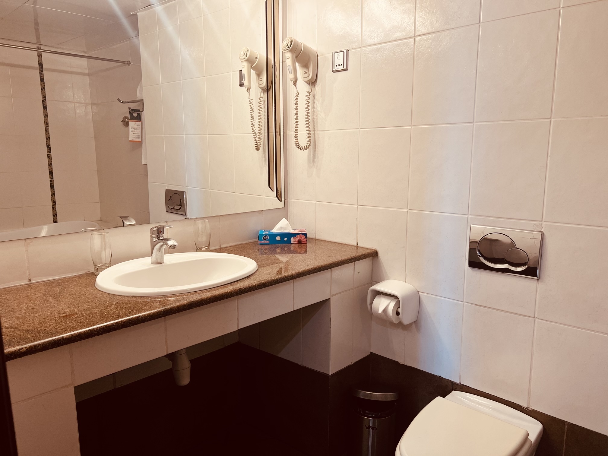 Junior Suite Business