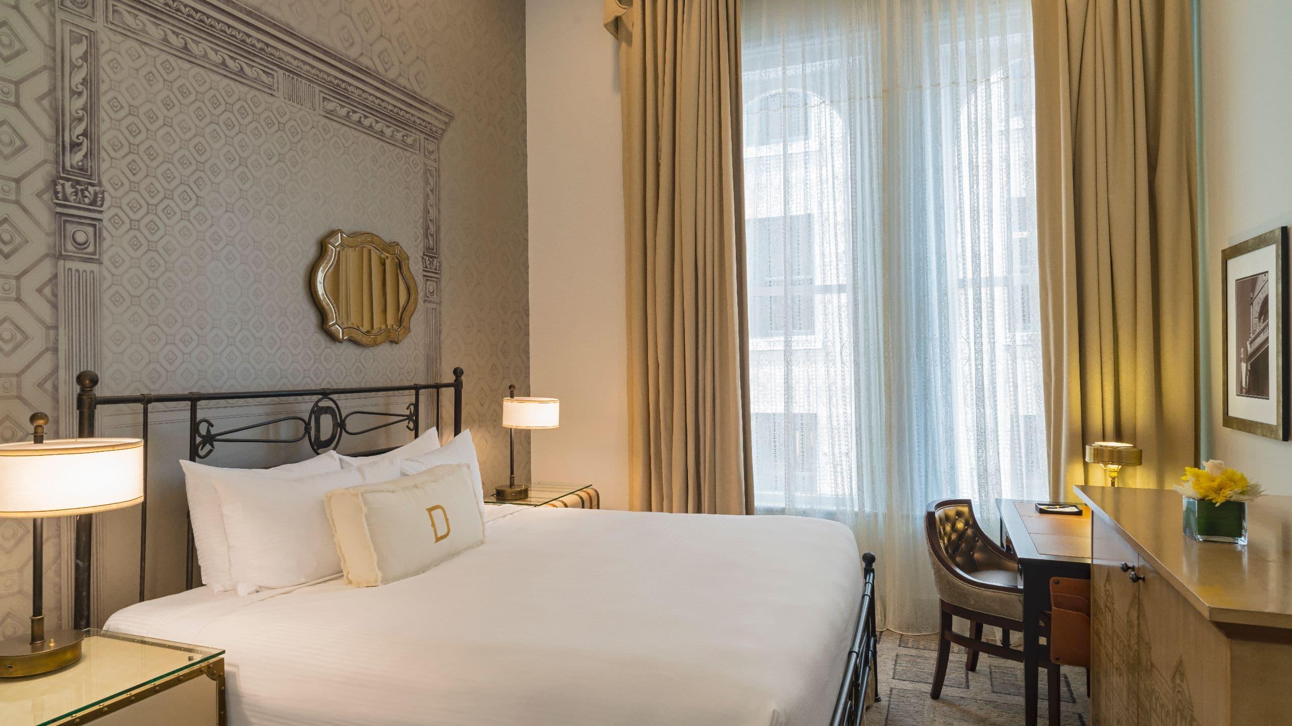 Room Queen Bed Non Smoking