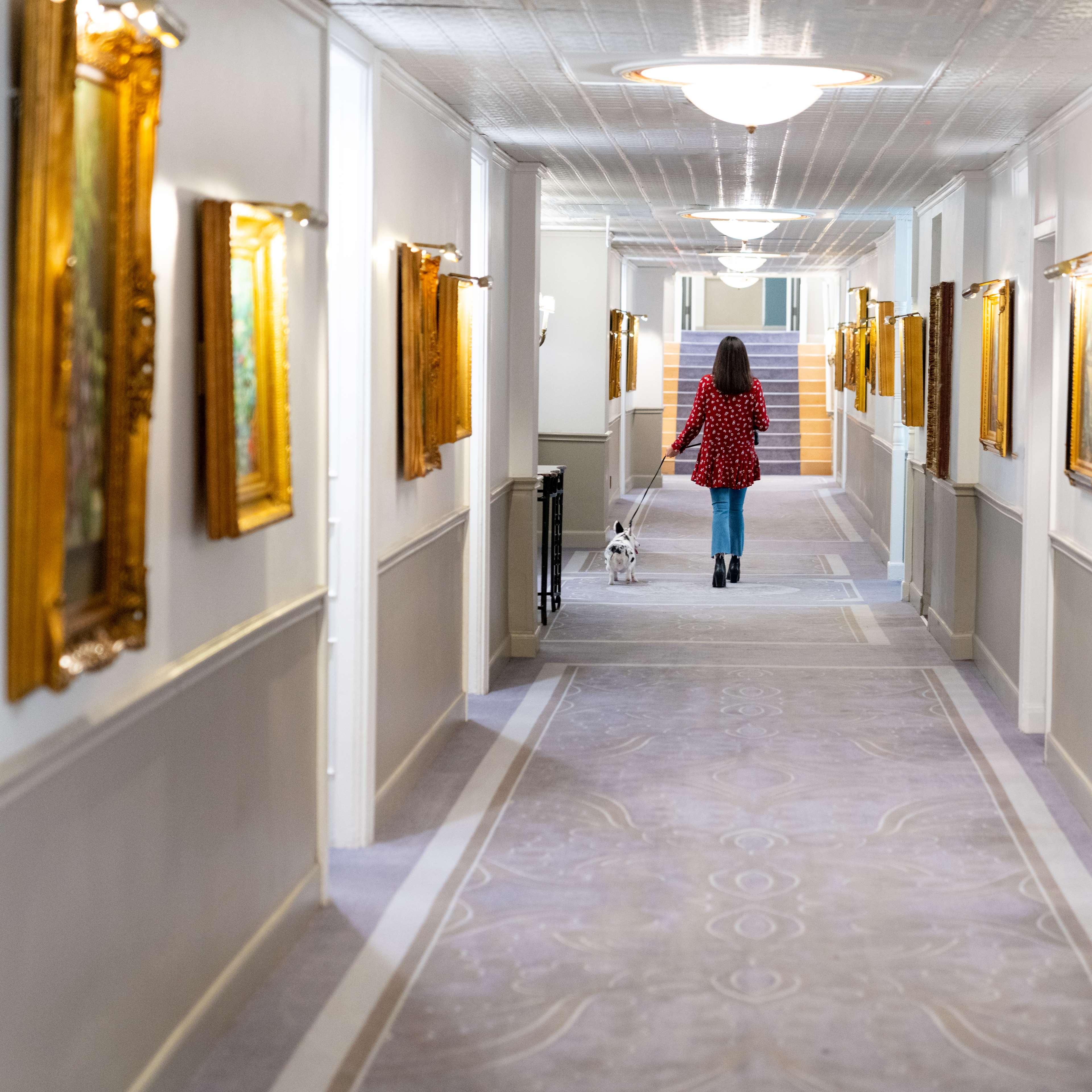 Room City View Queen Bed