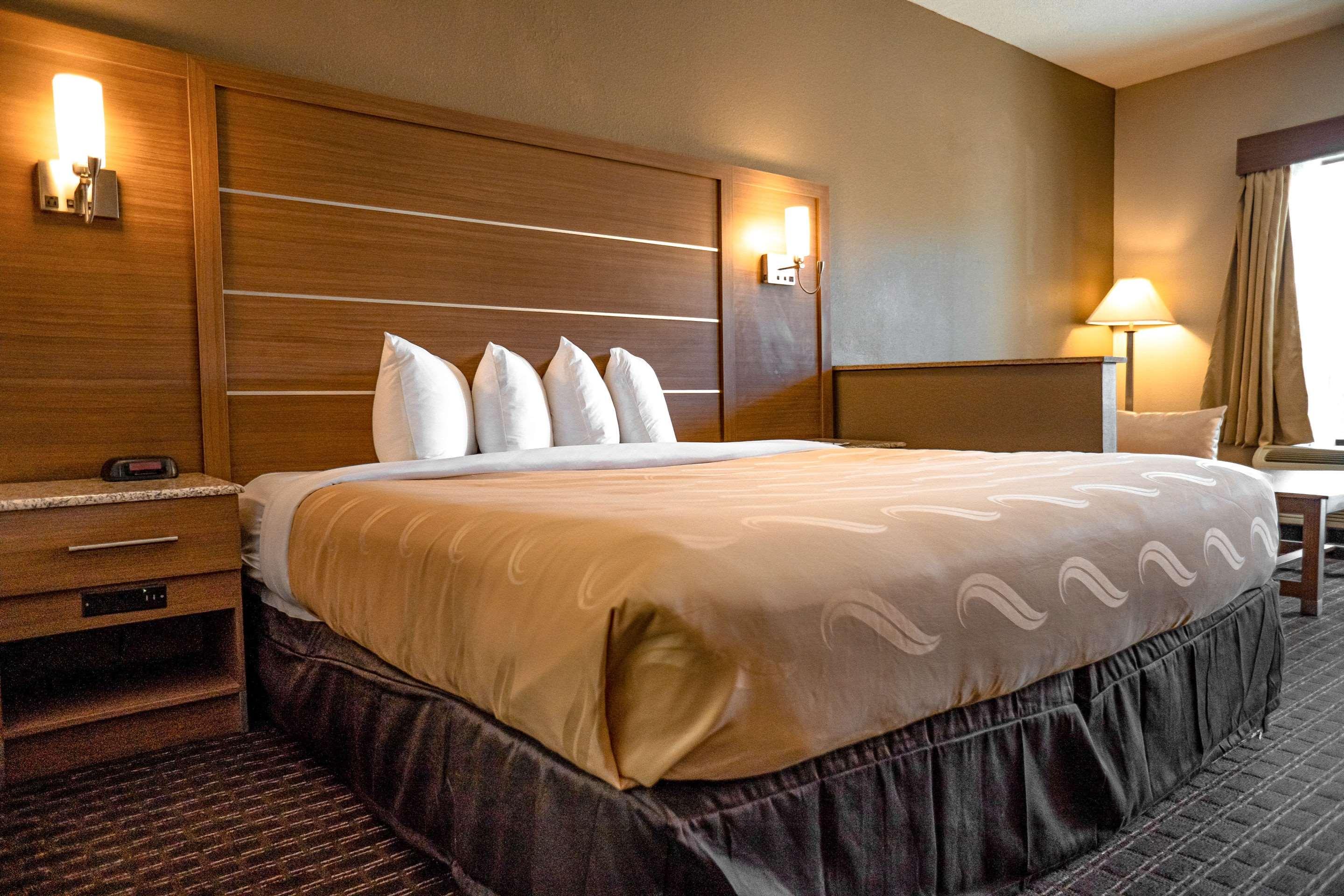 Suite King Bed Non Smoking