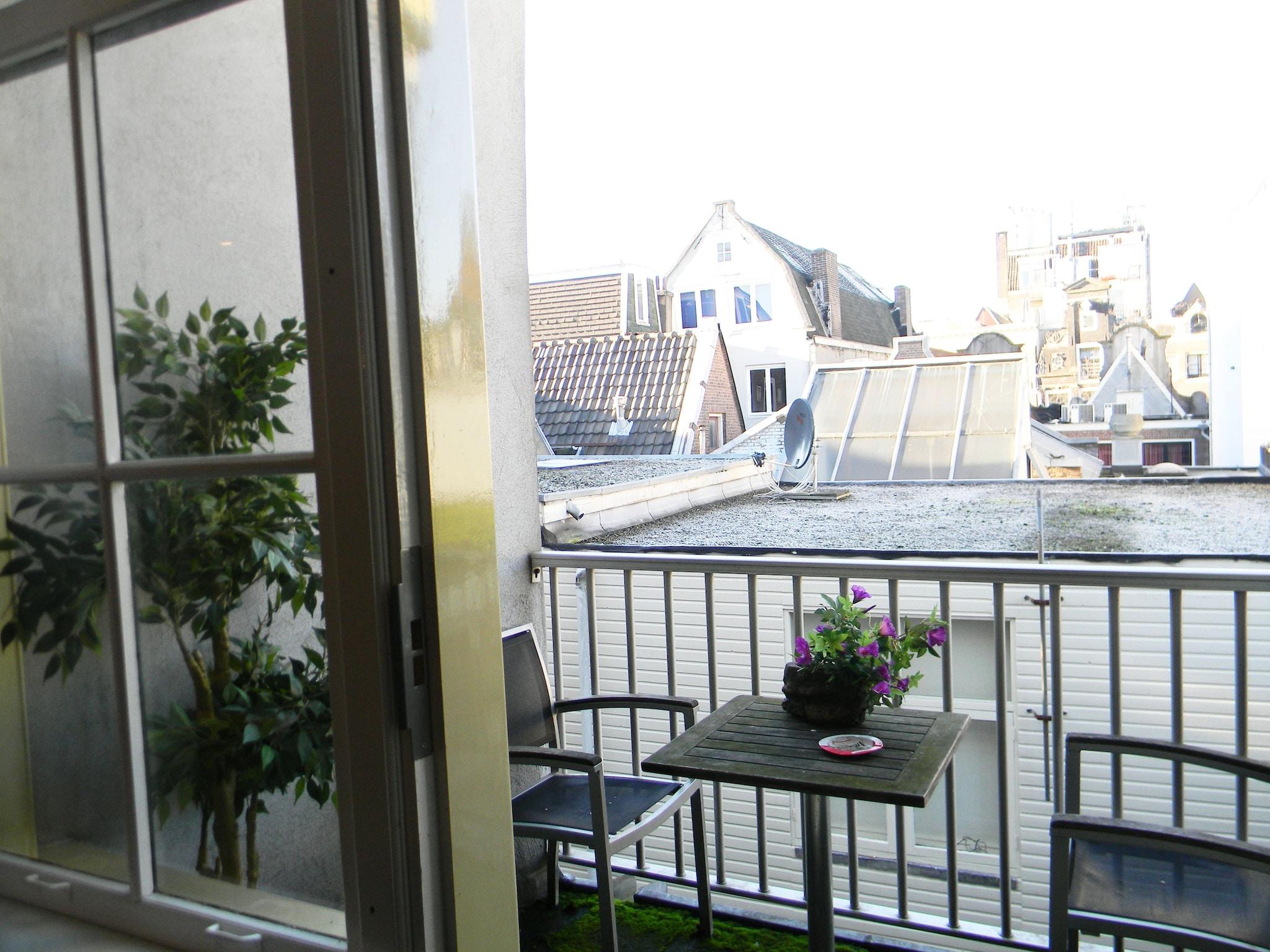 Apartment with Balcony