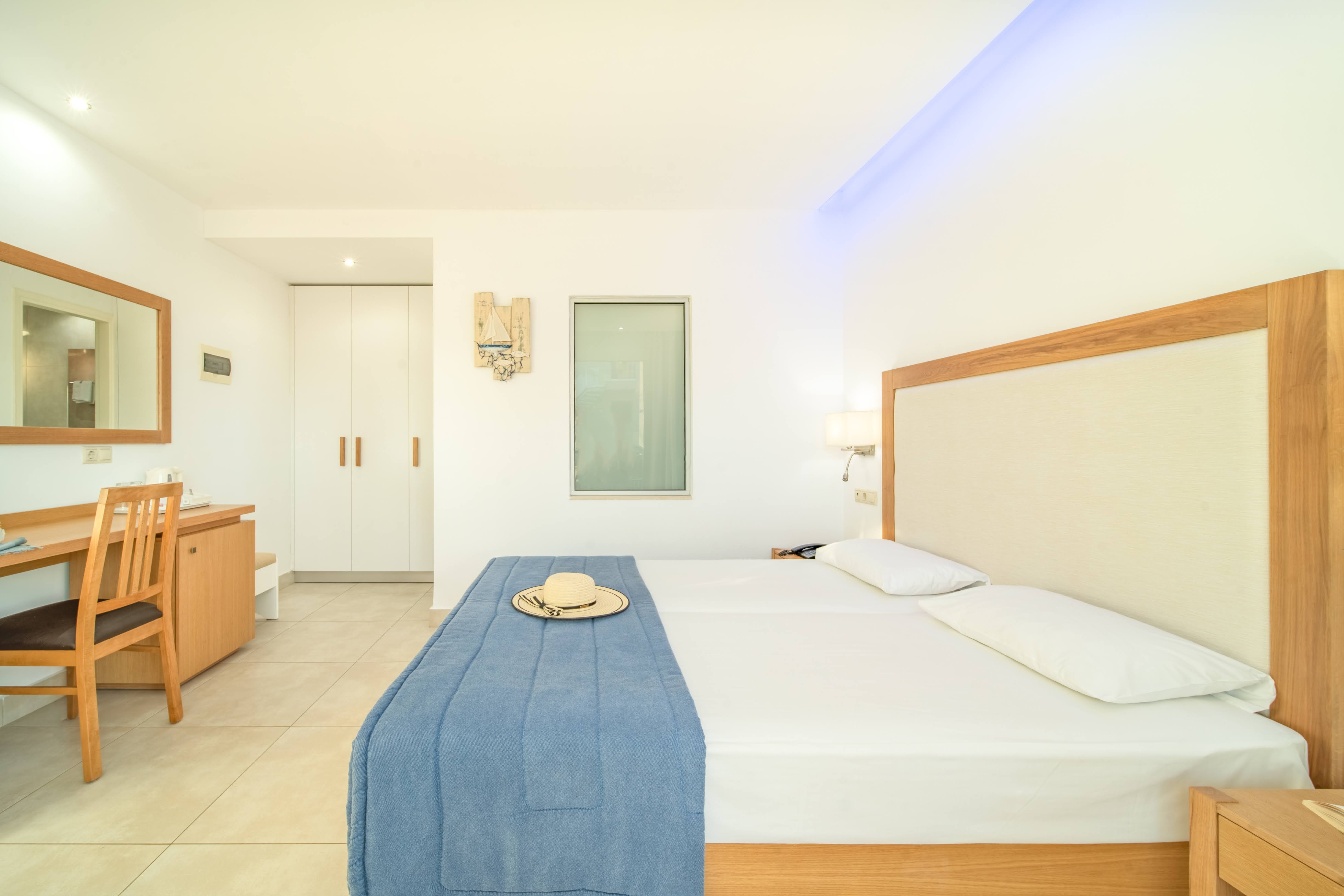 Double or Twin Superior