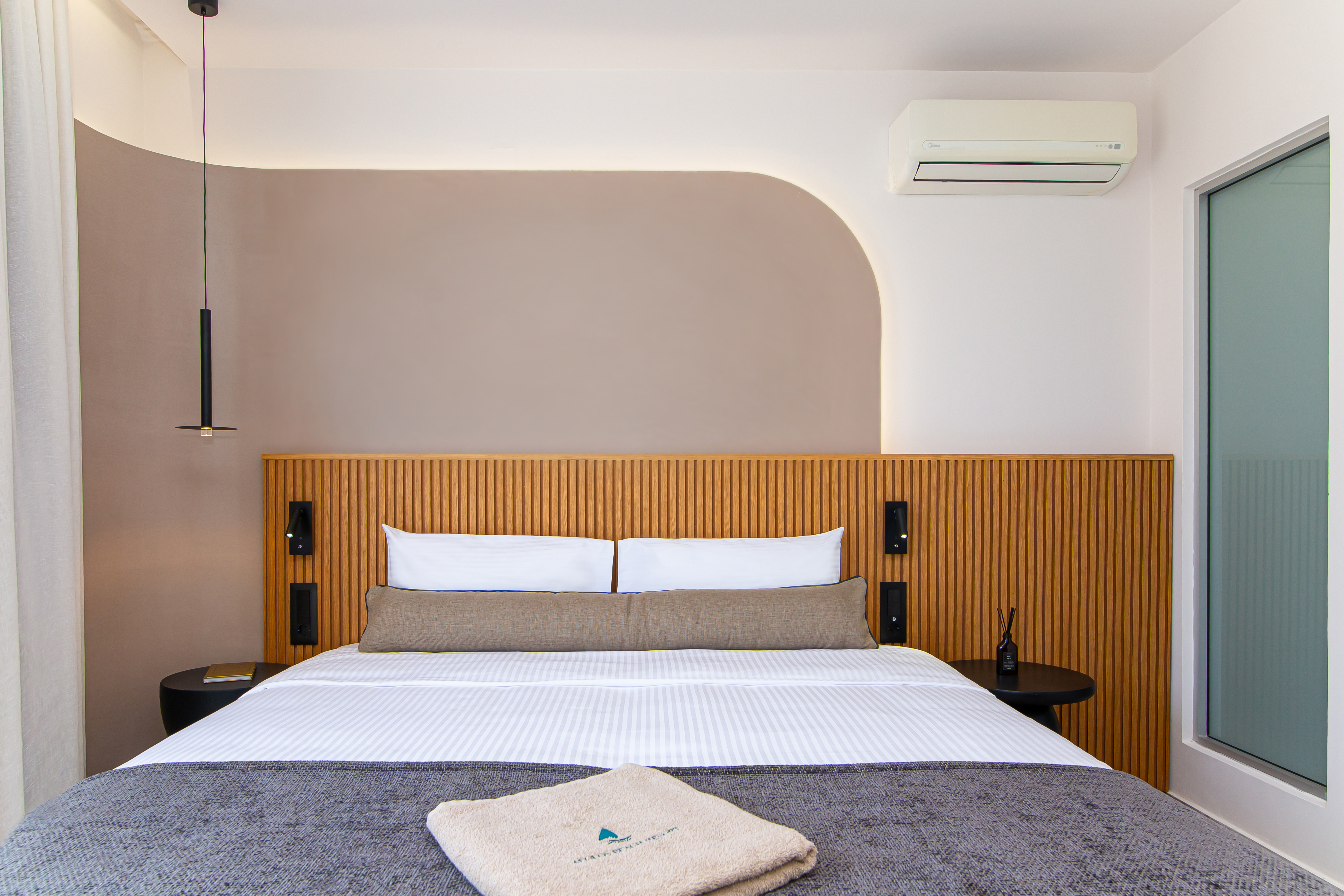 Triple Superior Side Sea View