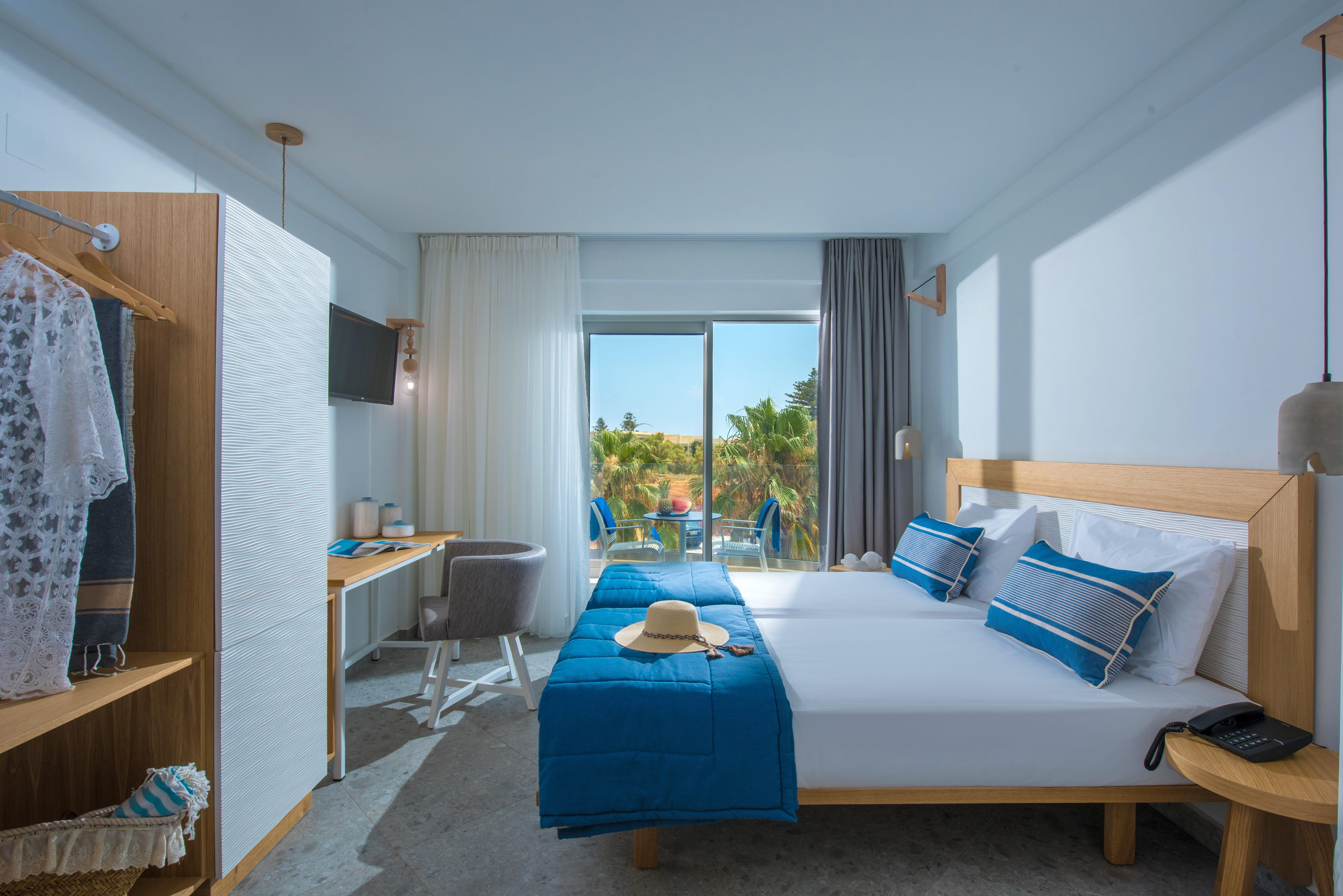 Double or Twin Deluxe