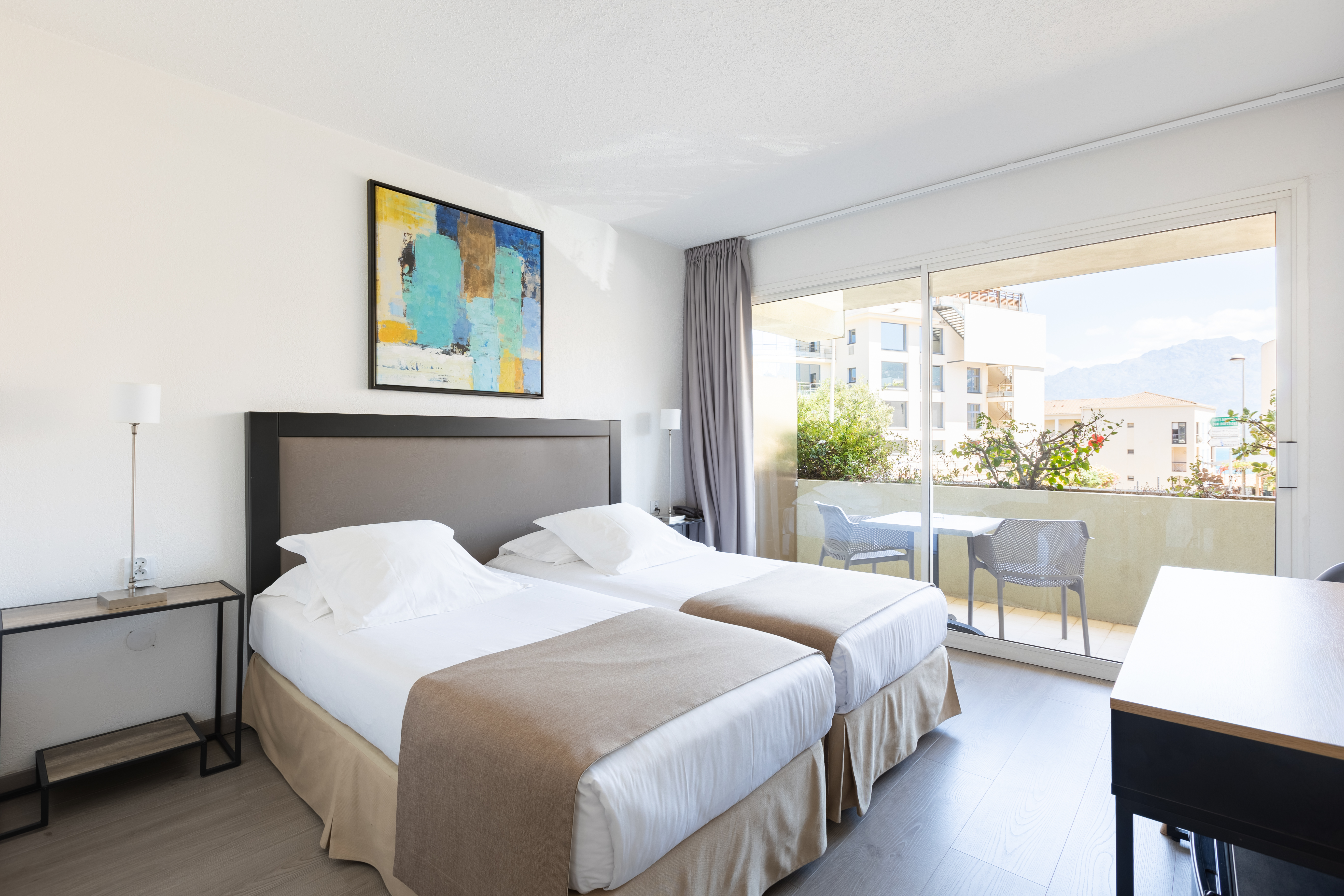 Double or Twin Standard