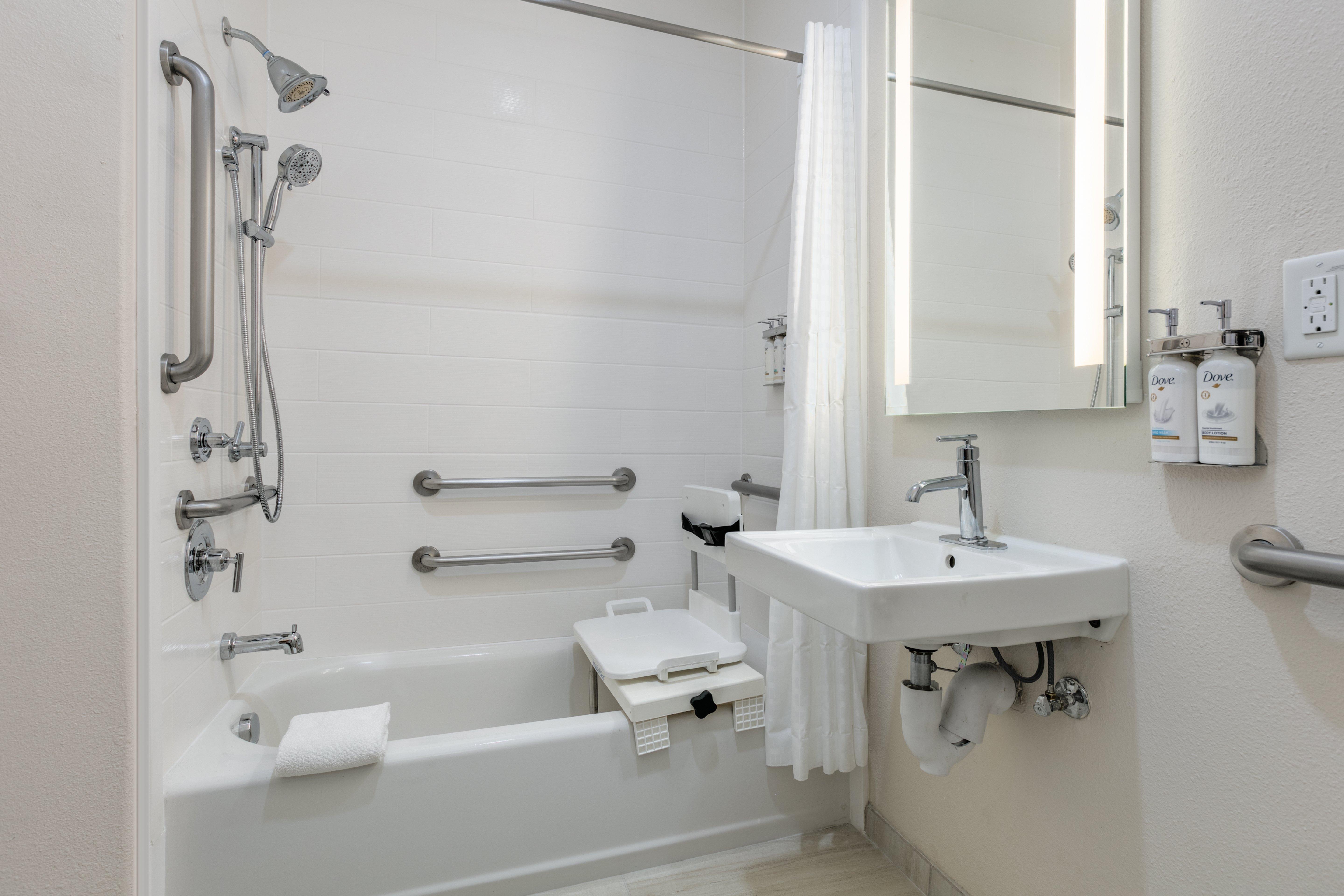 Suite Accessible-queen Size Bed