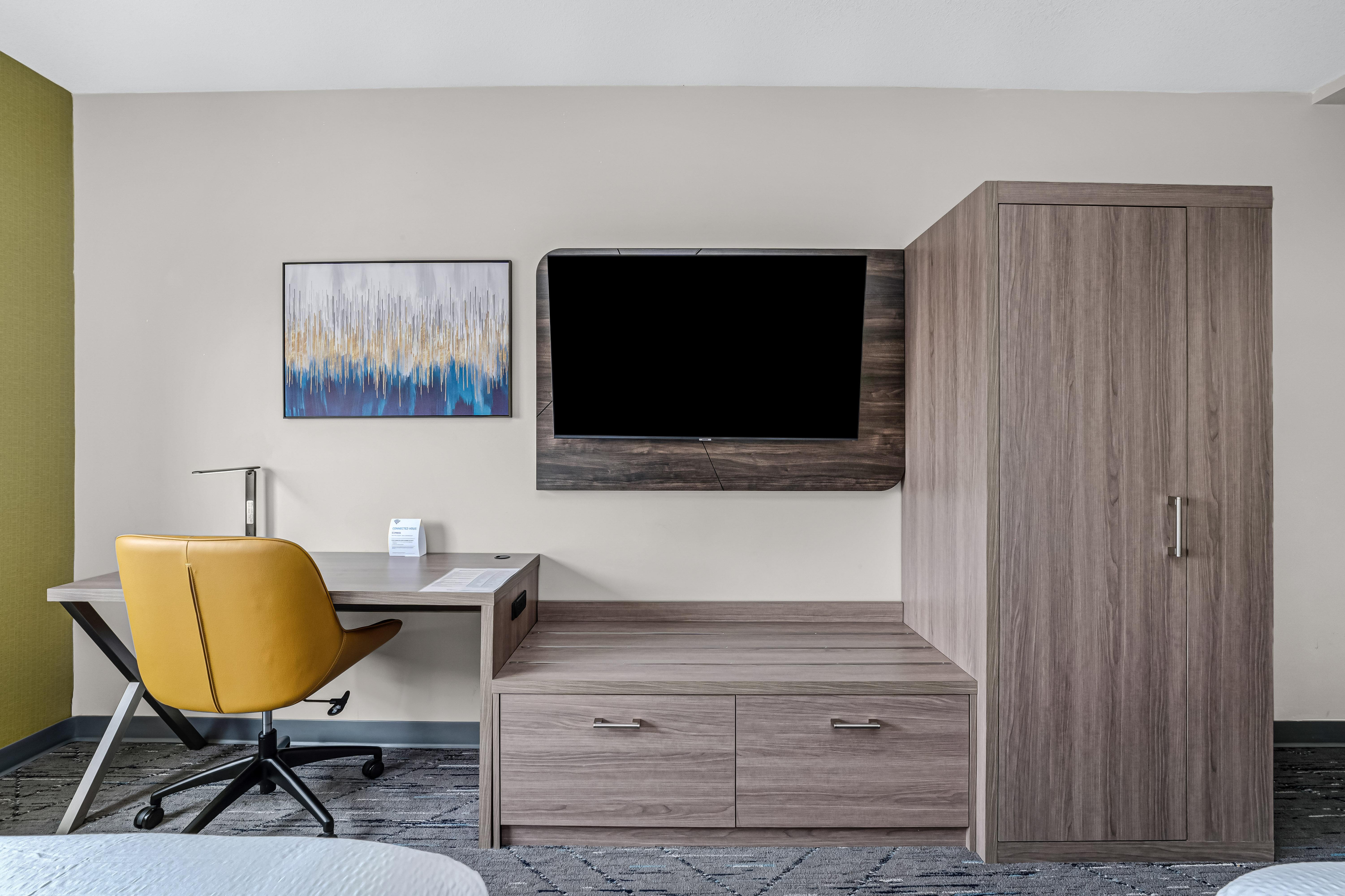 Suite Two Queen Beds