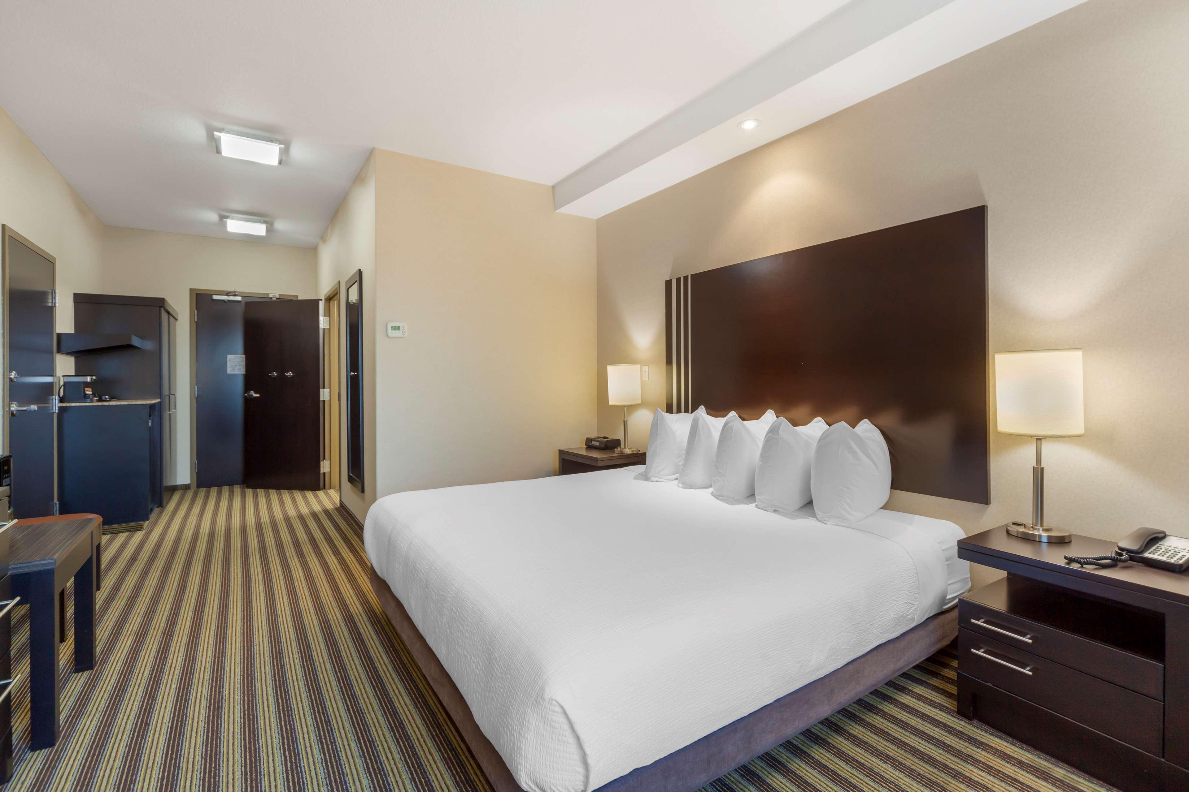 Junior Suite King Size Bed