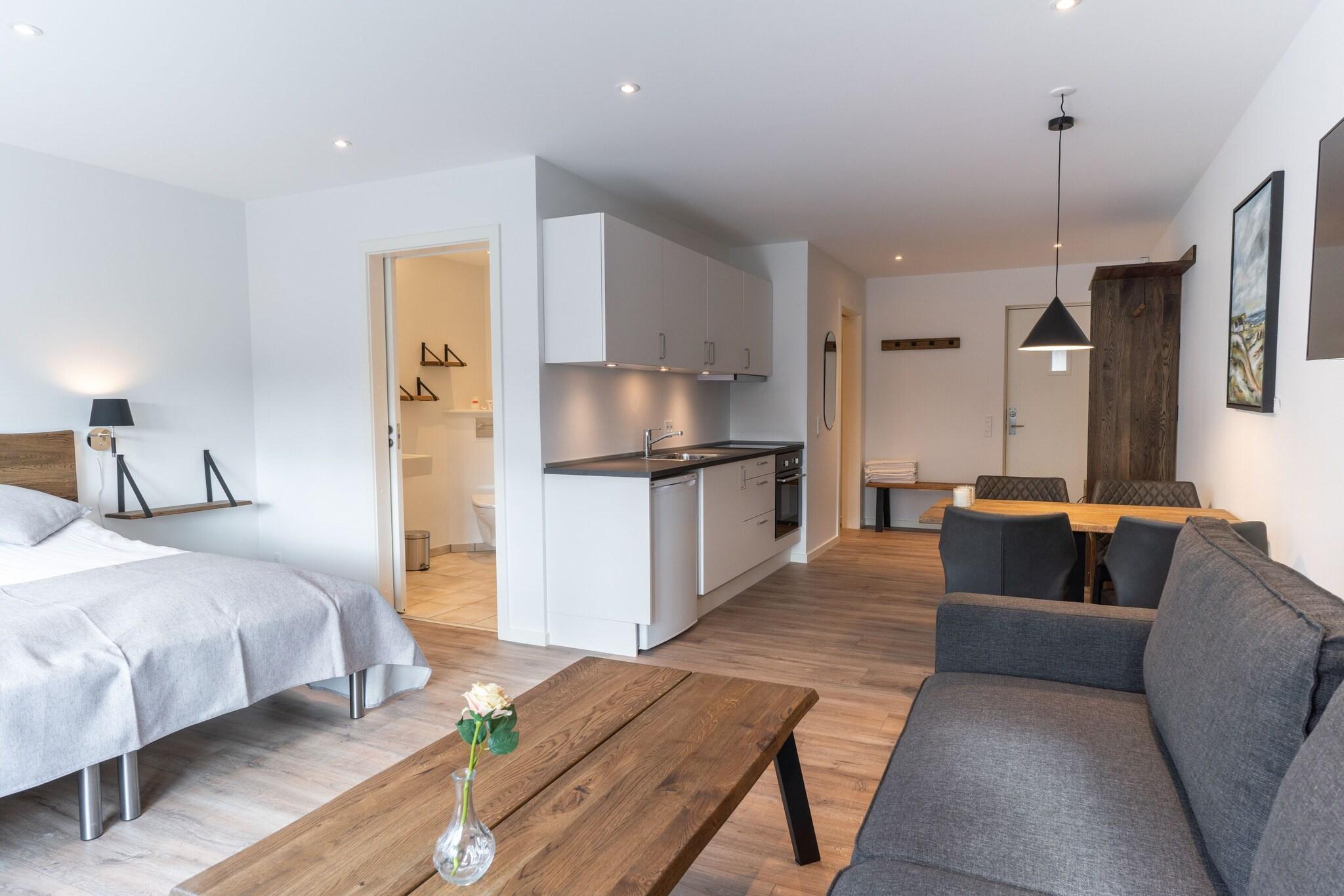 Apartment with Kitchenette