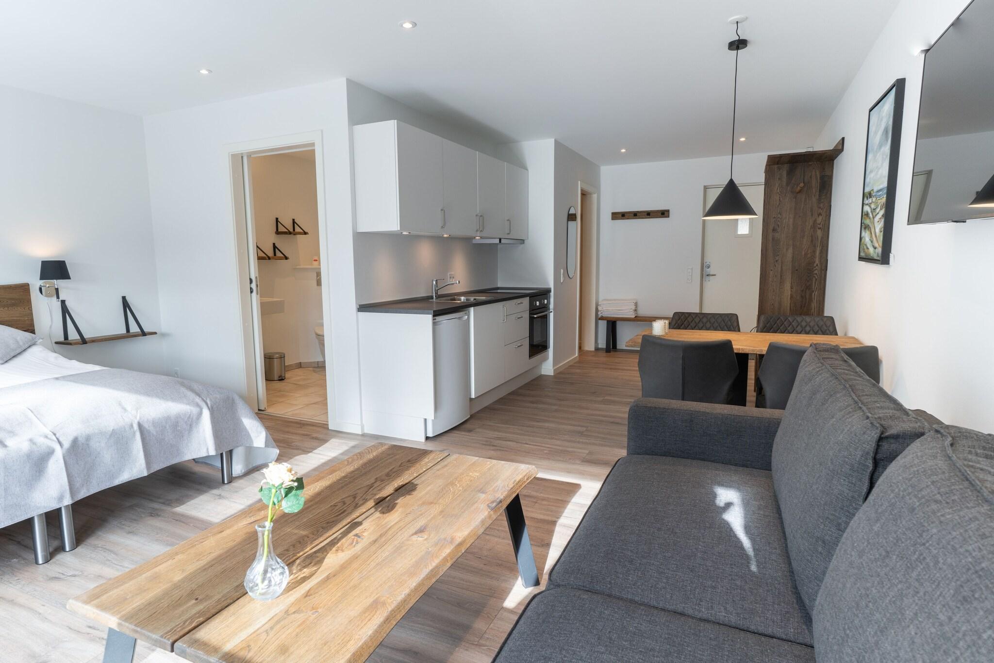 Apartment with Kitchenette