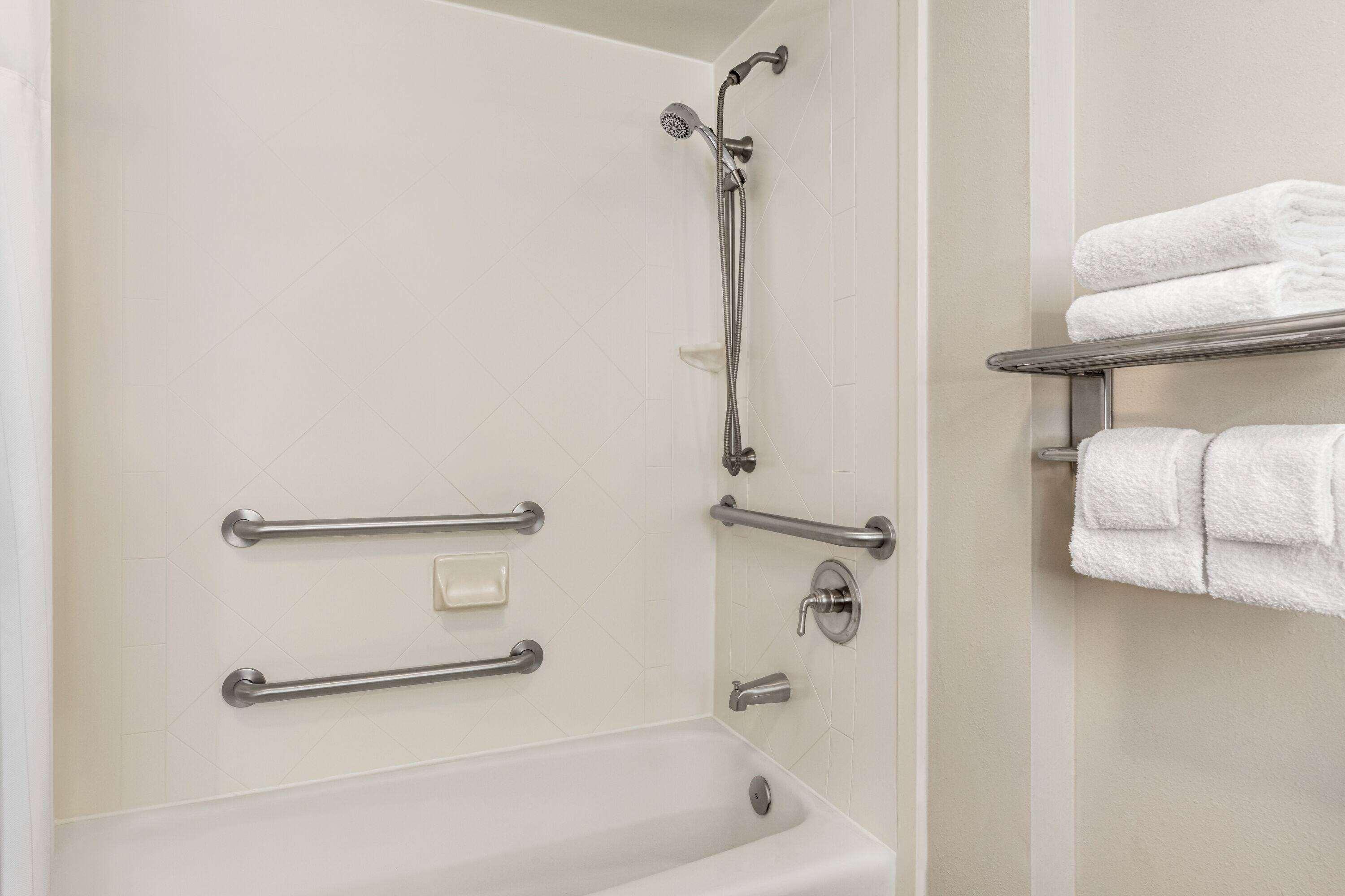 Double King Bed Non Smoking