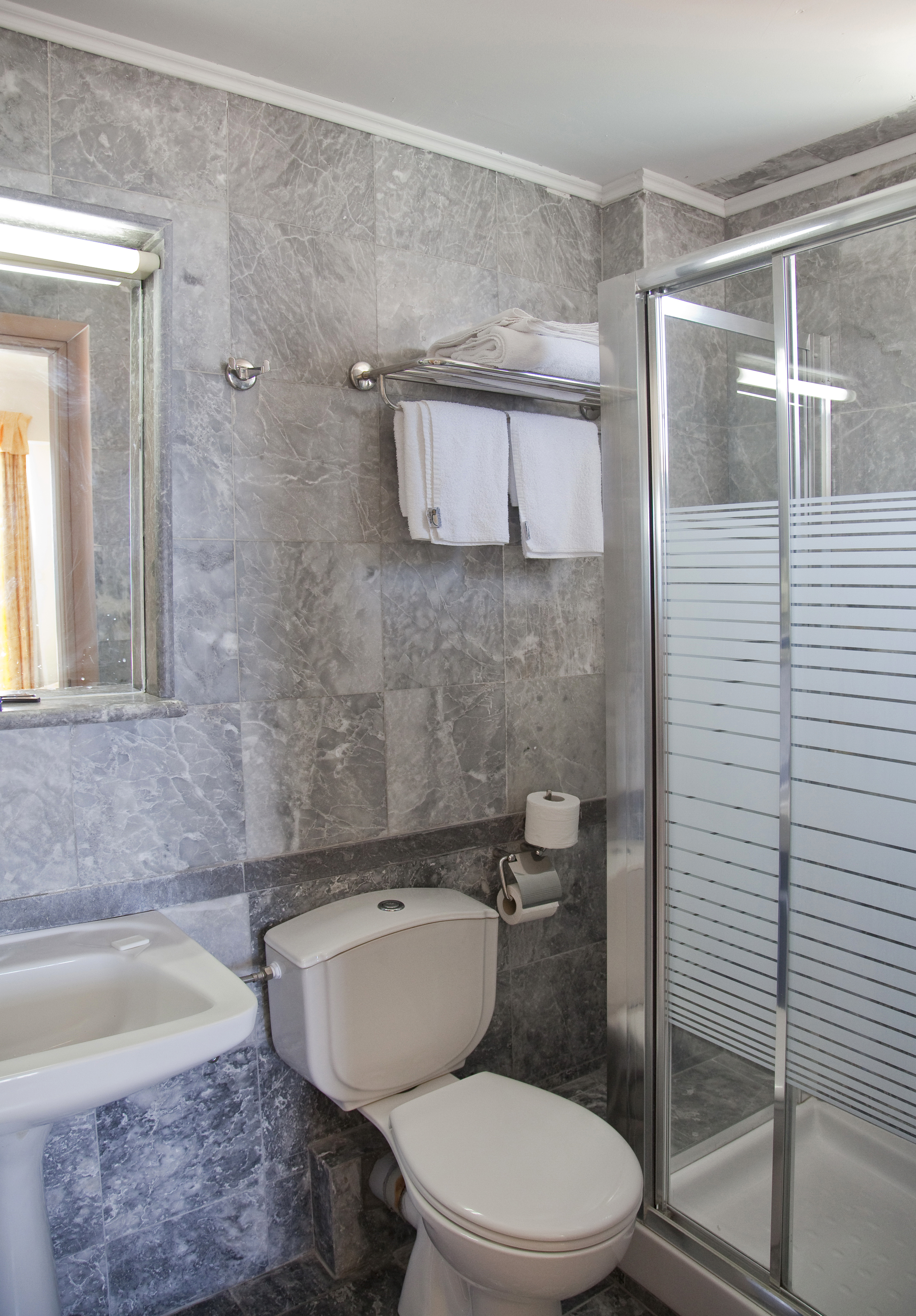 Double or Twin Superior