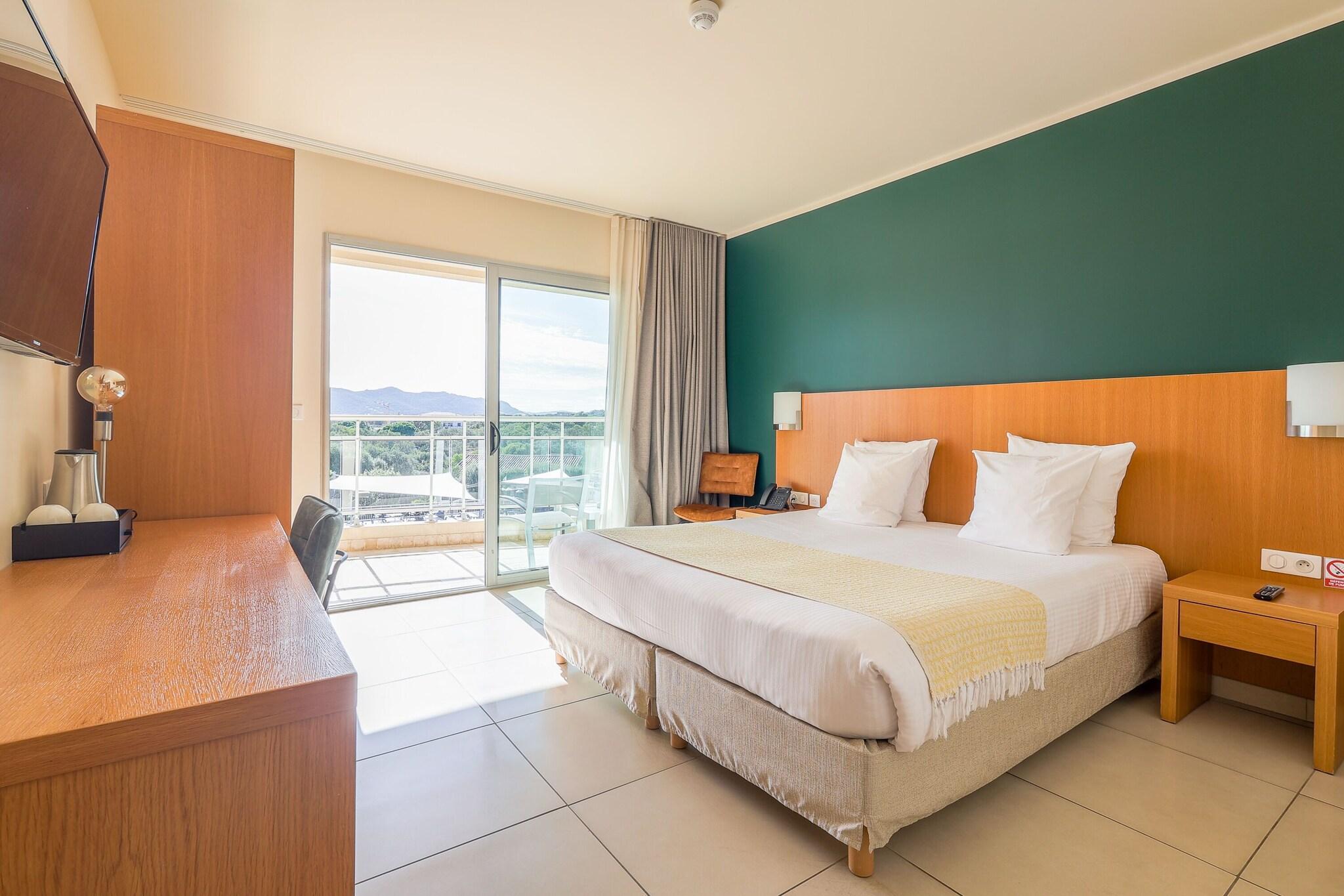 Double or Twin King Size Bed