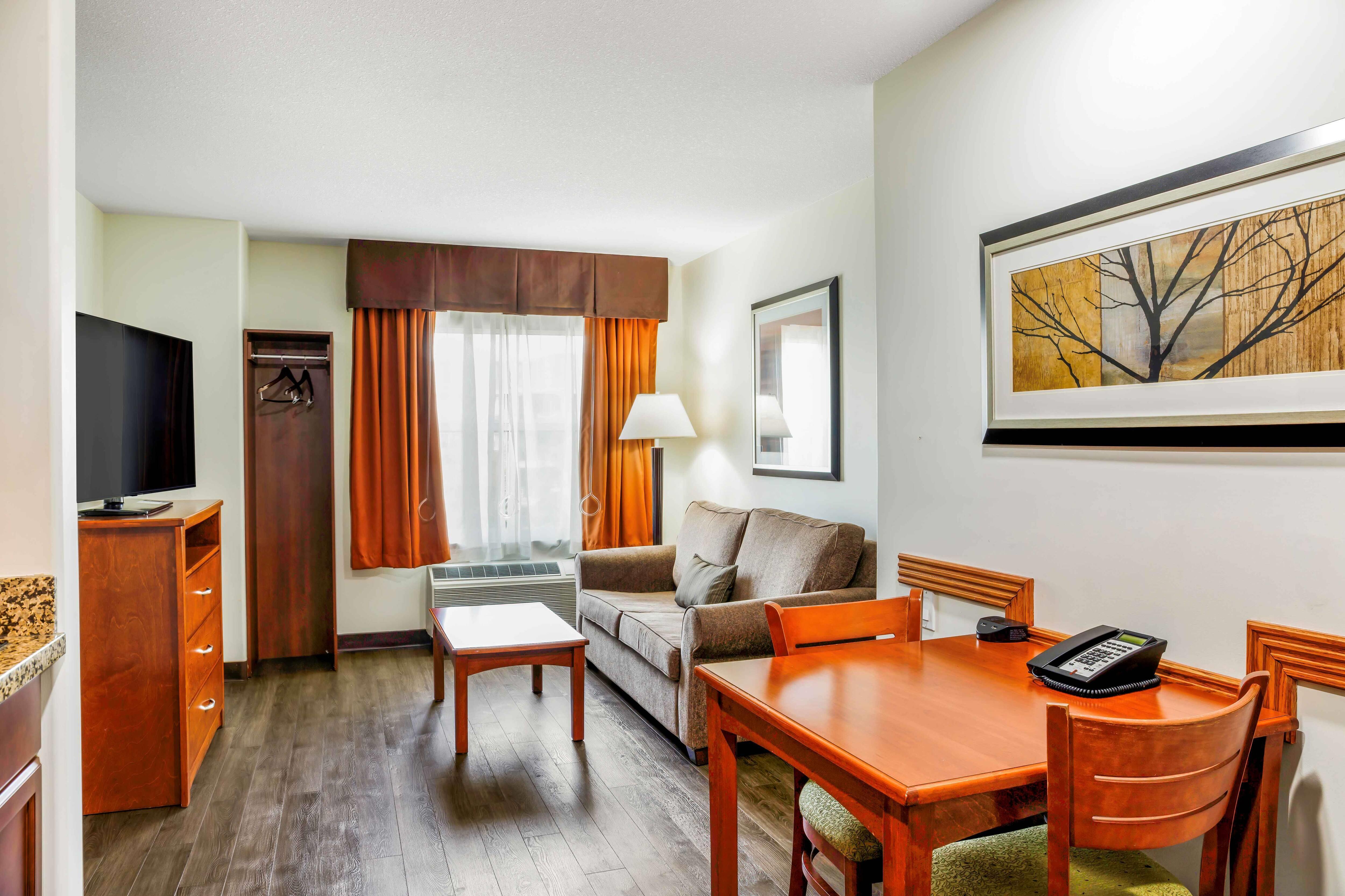 Room Queen Bed Non Smoking