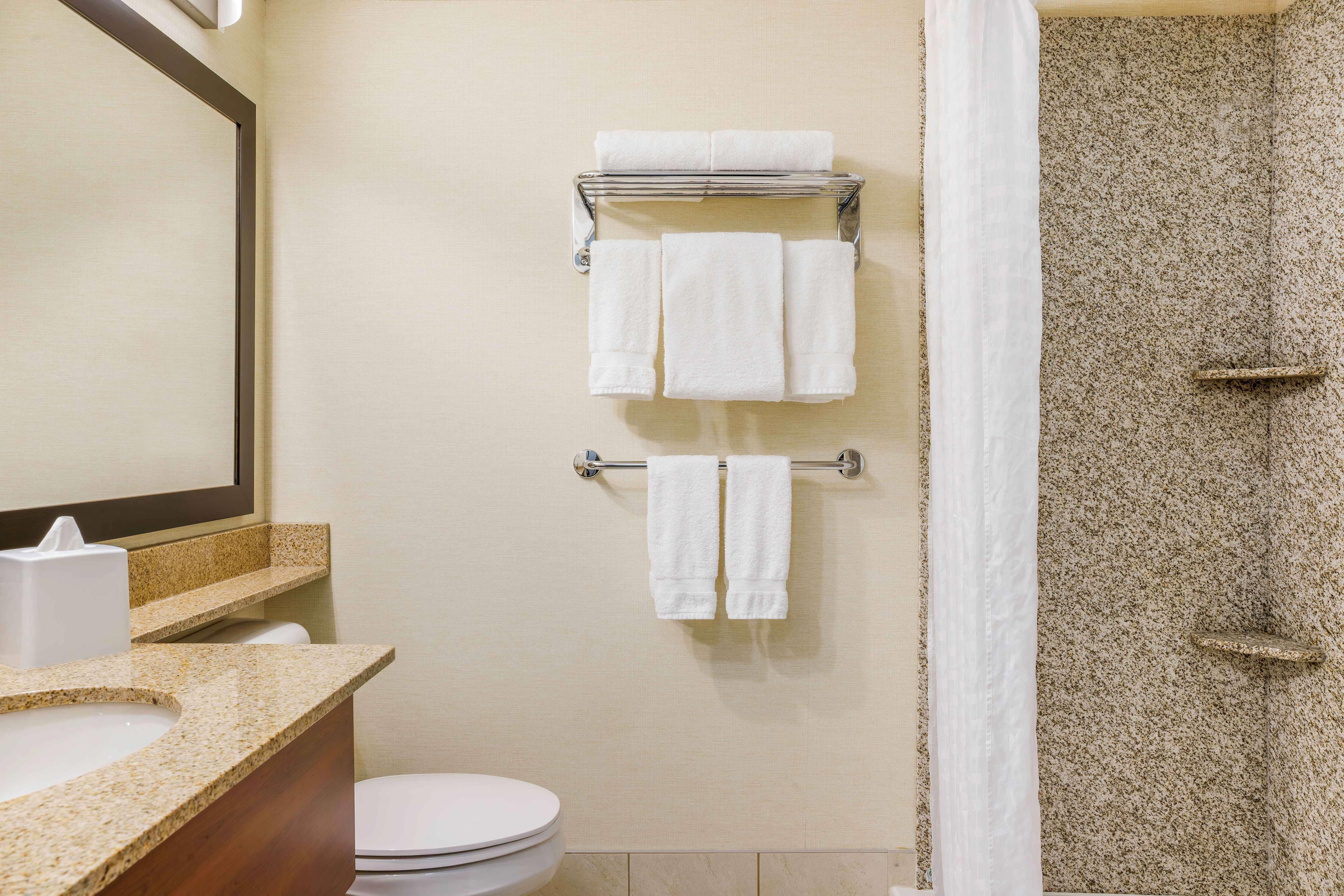 Suite Queen Size Bed