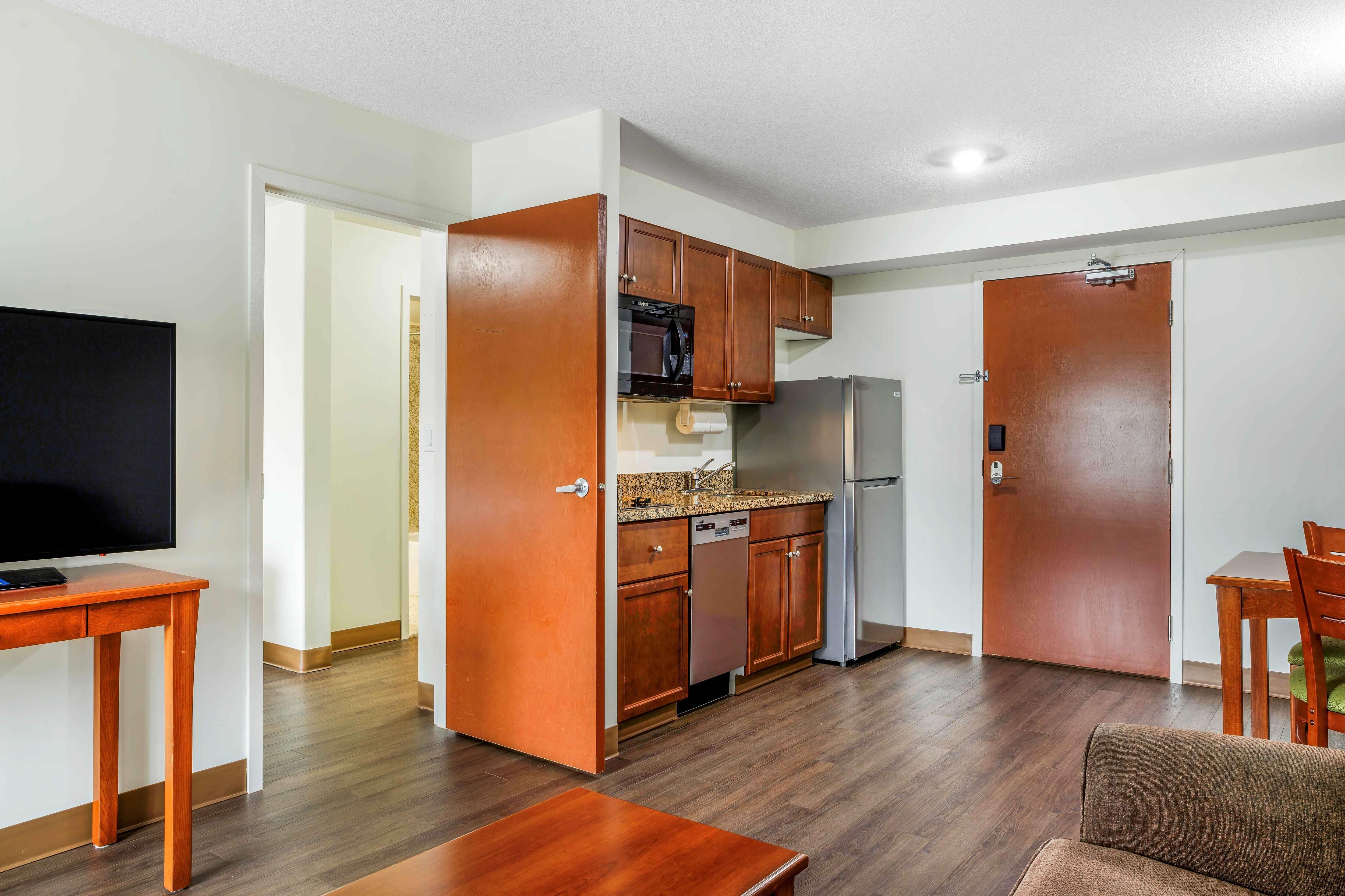 Studio King Bed Non Smoking