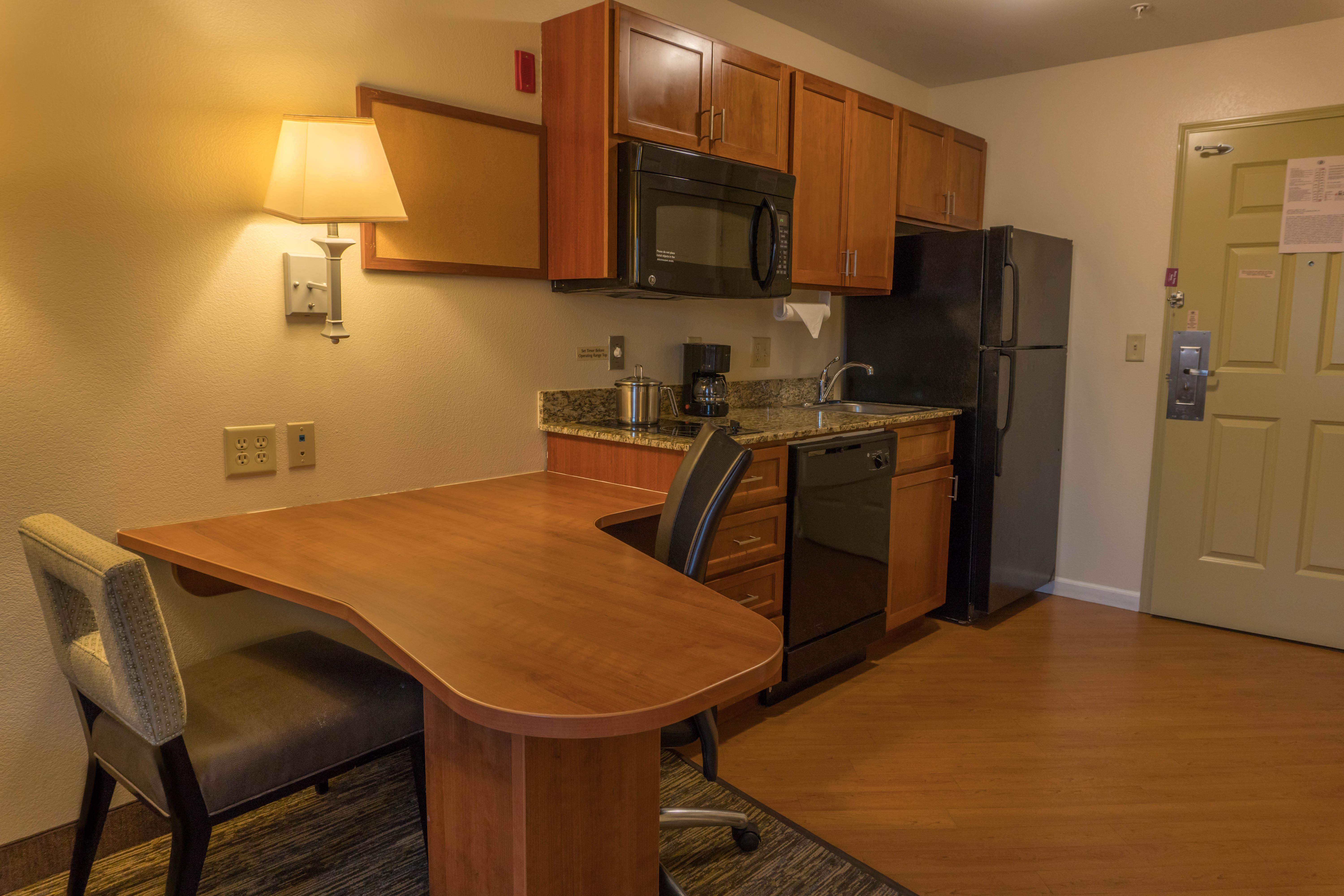 Suite Queen Size Bed