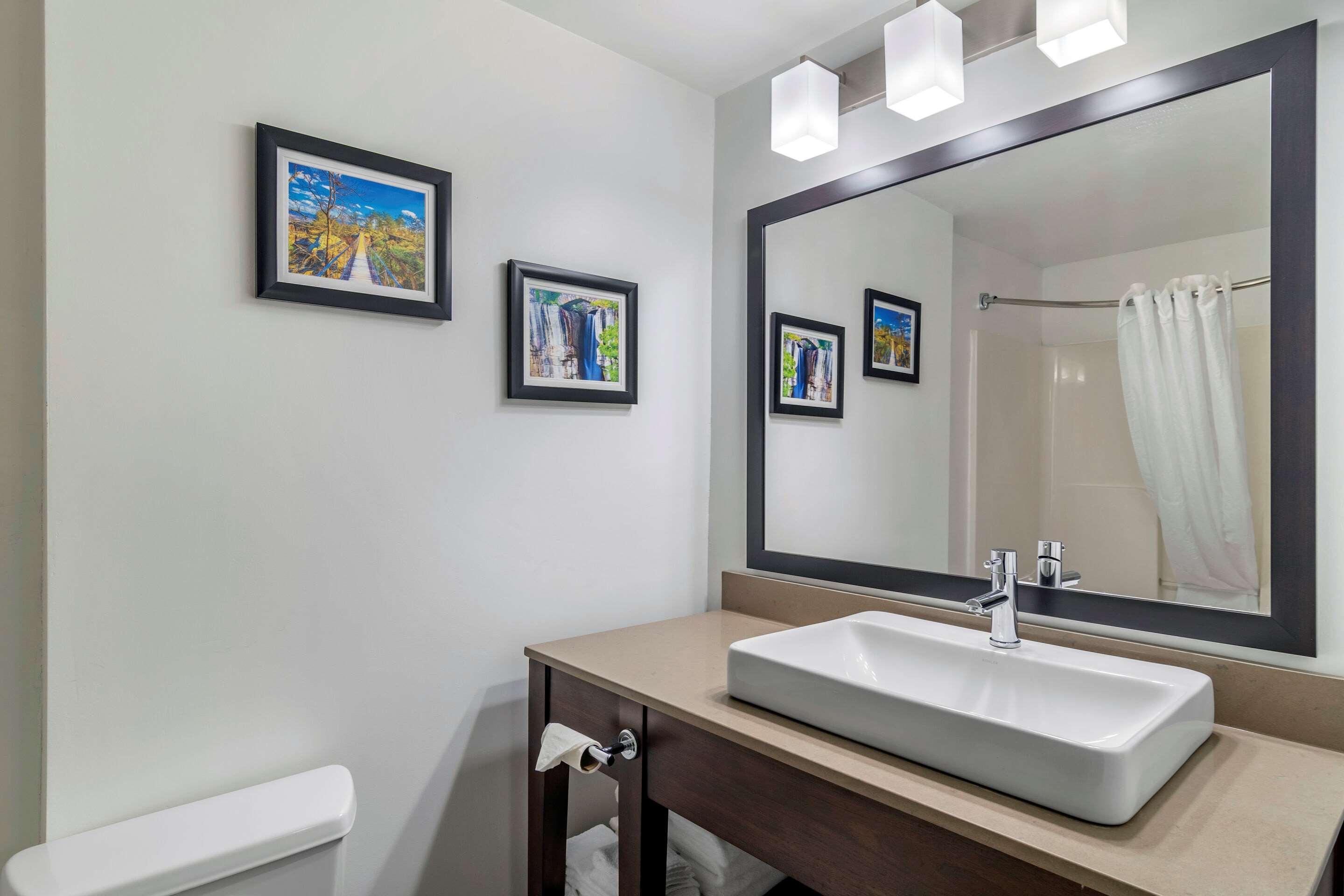 Suite Two Queen Beds