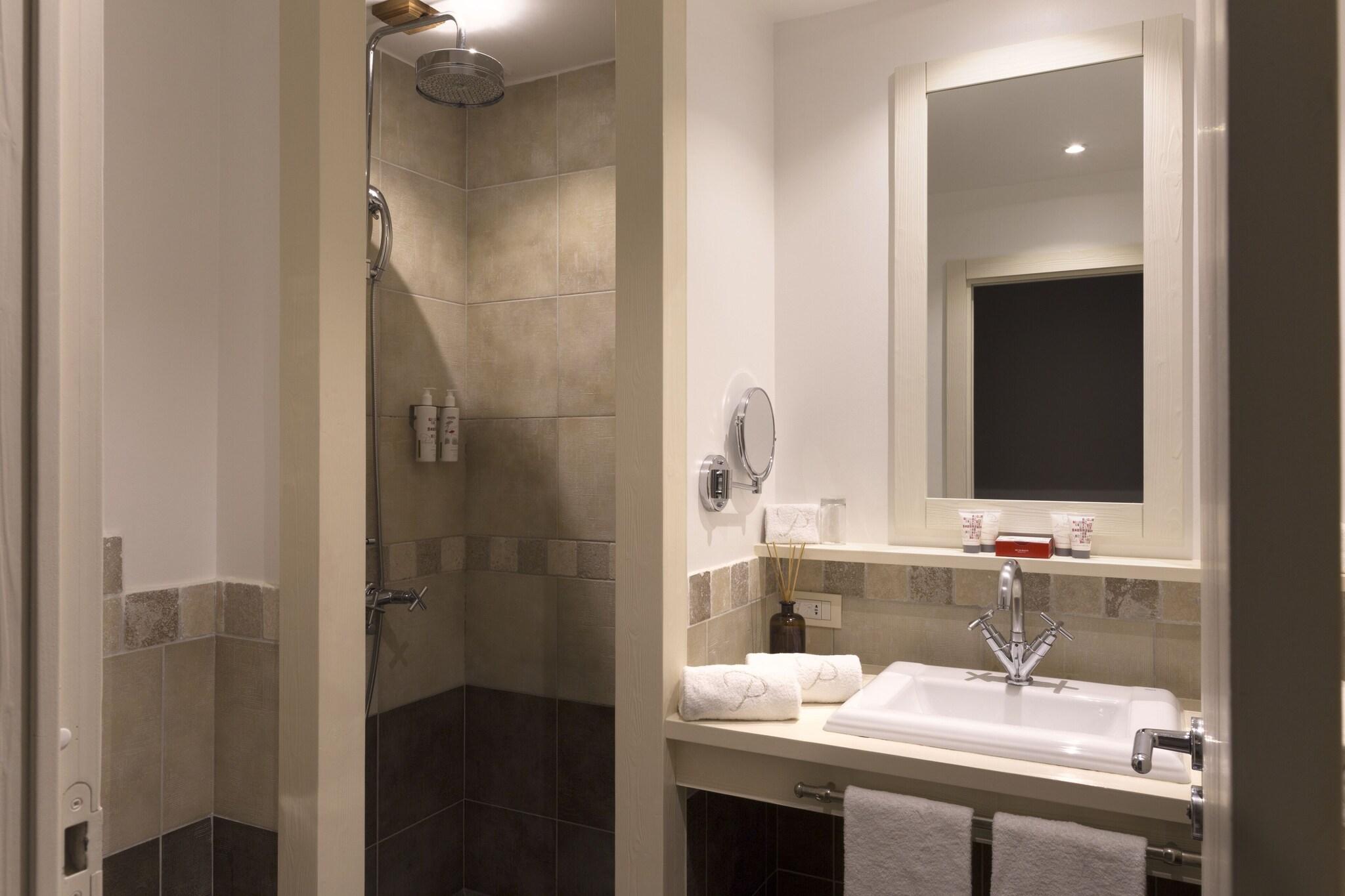 Double Queen Size Bed