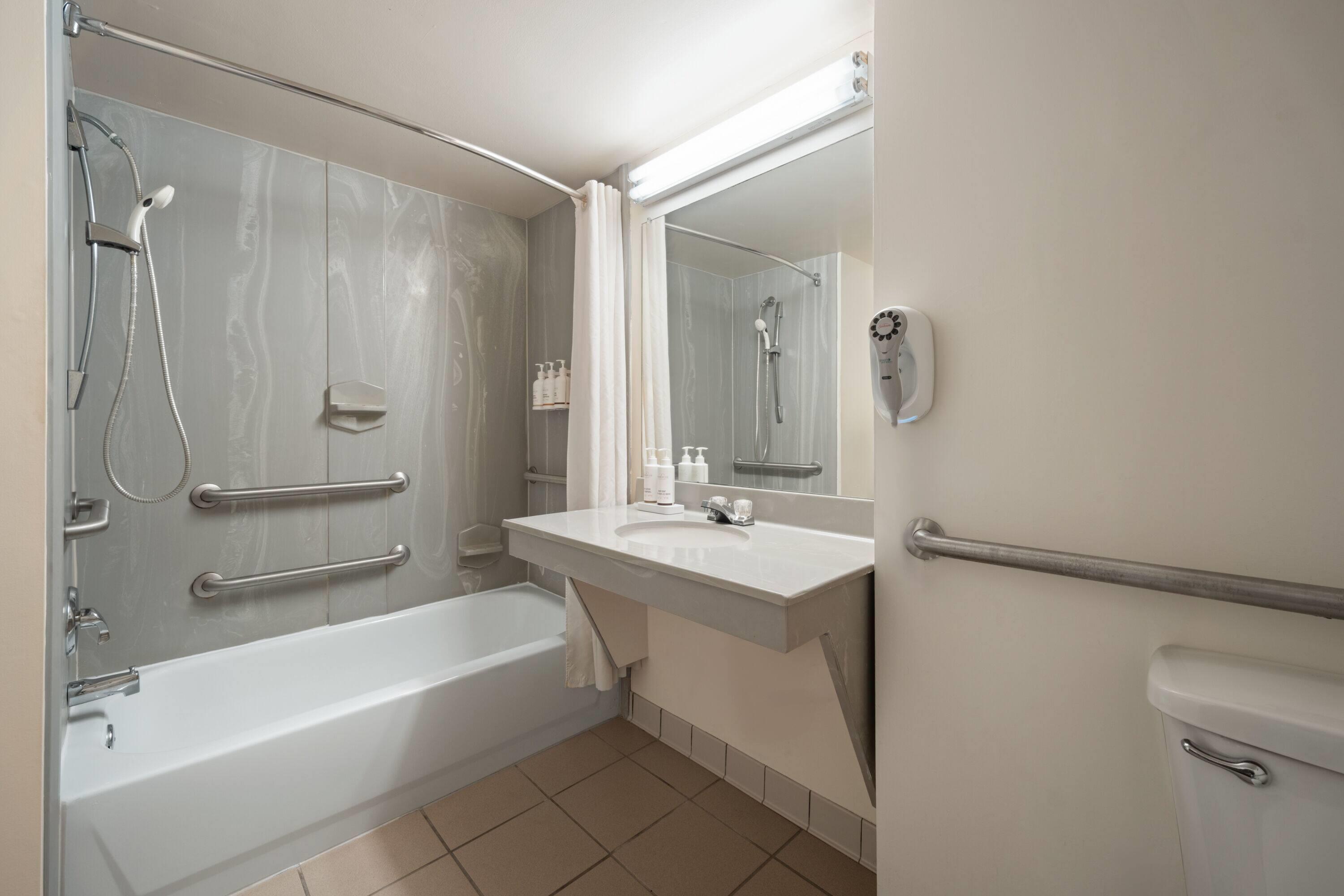 Room Two Double Beds