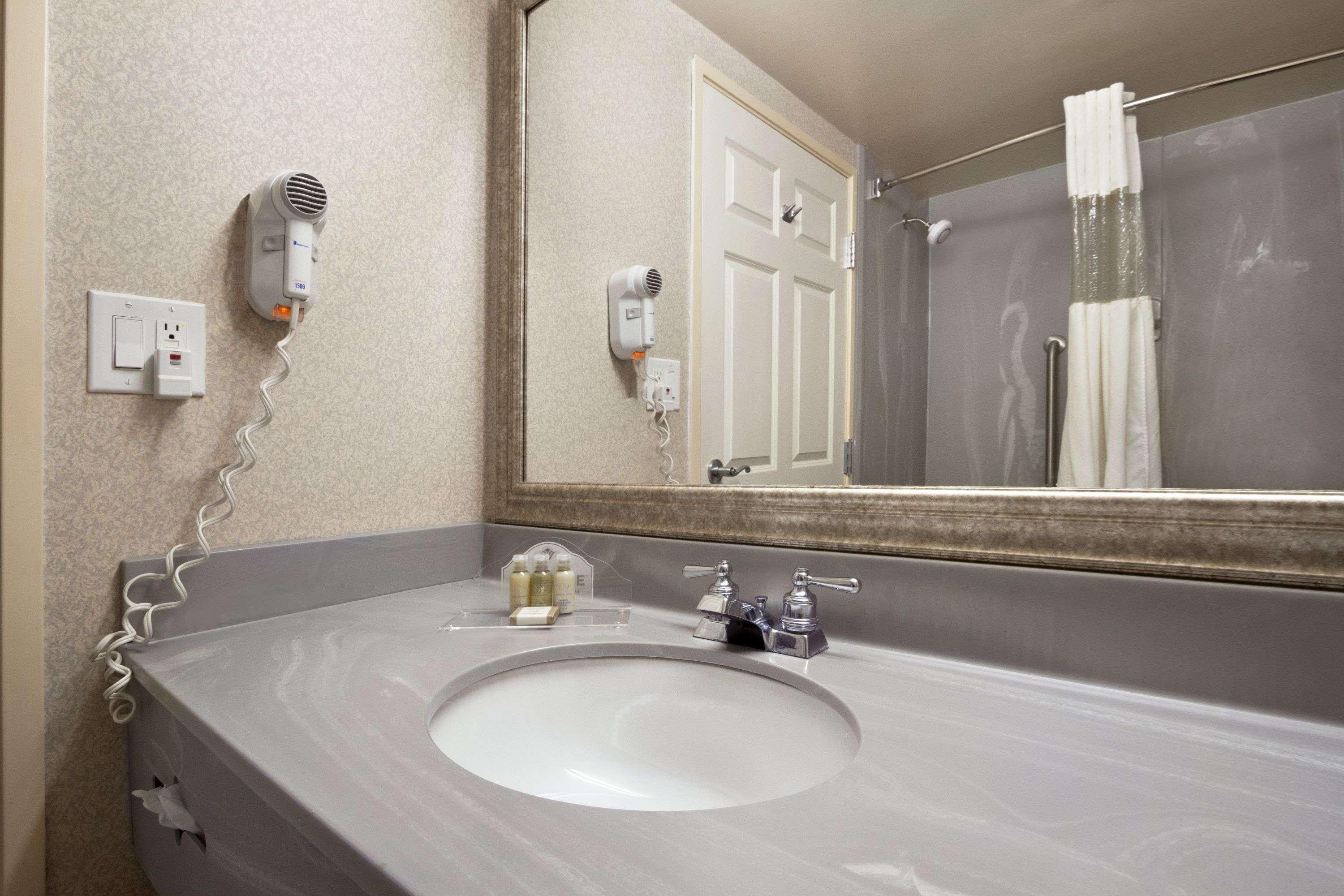 Room Two Double Beds