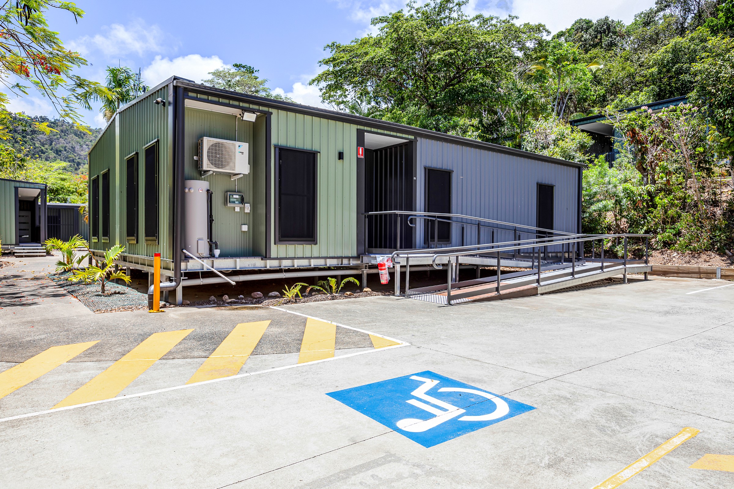 Cabin Accessible-queen Size Bed